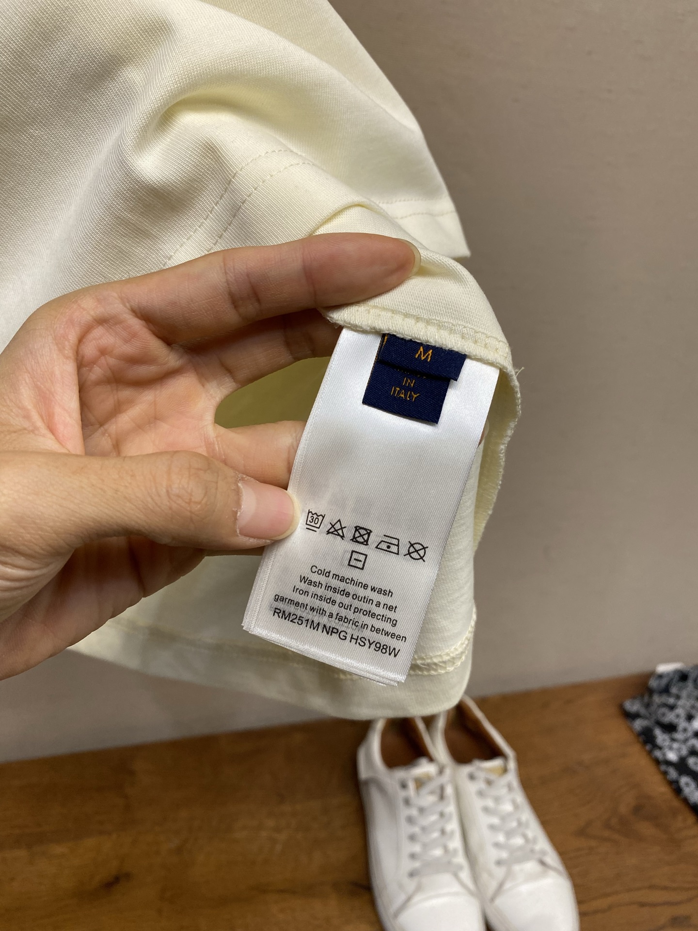 🌟🌟1V，圆领字母刺绣T恤，正品9350购入开发 100%精梳长绒棉290克 1*1双纱罗纹310克 特