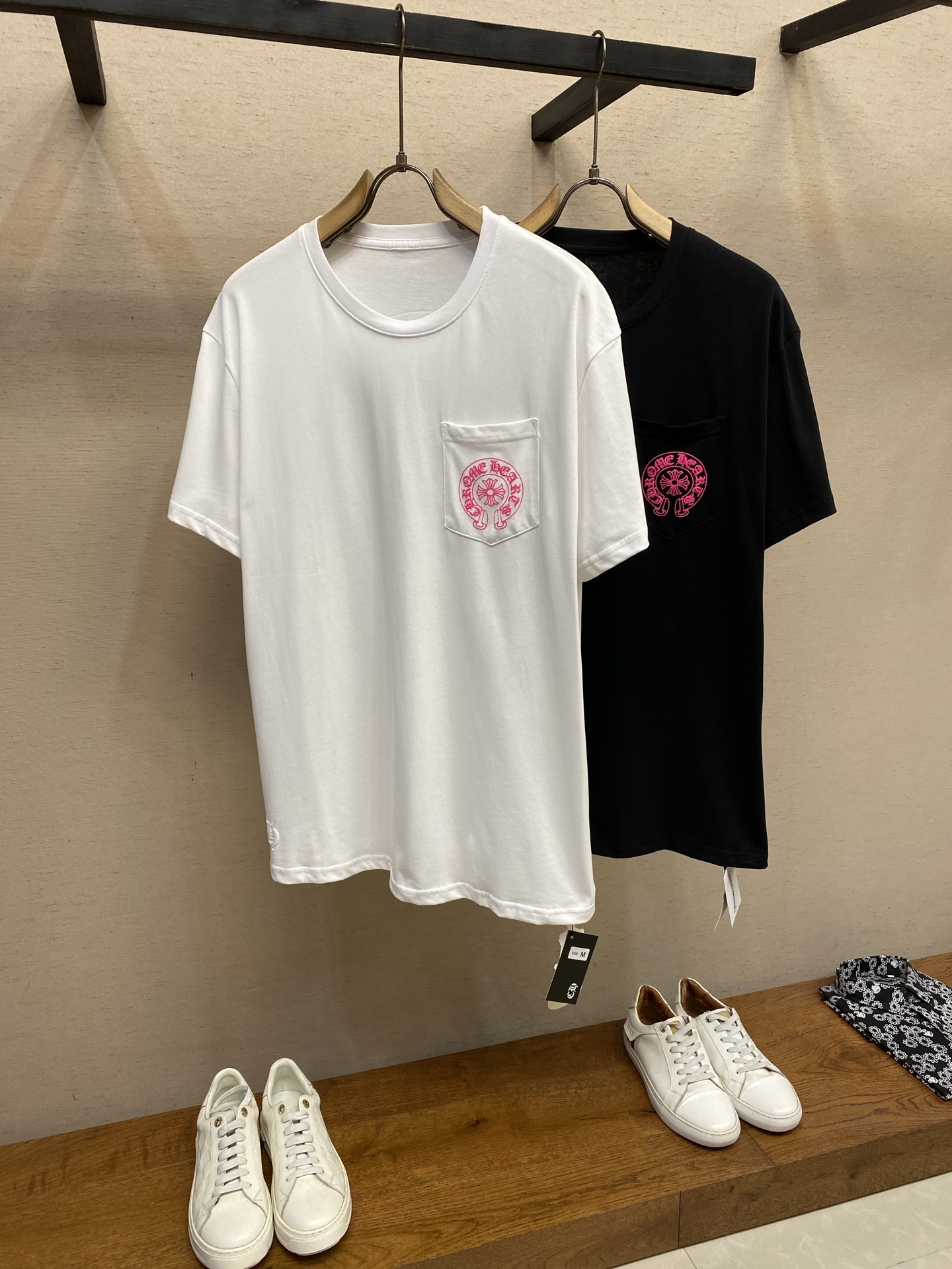 🌟🌟 Chrome Hearts ，26SS 马蹄粉印TEE面料采用26织200克全棉材质 印花采用油墨