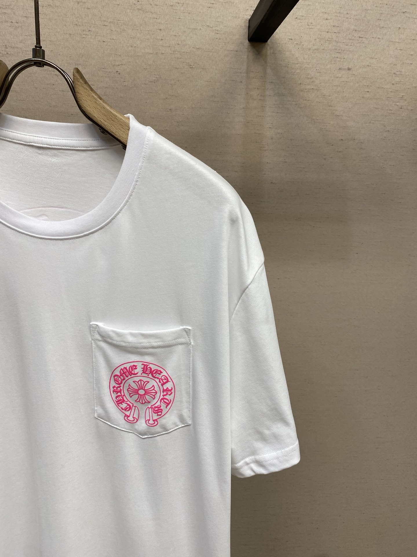 🌟🌟 Chrome Hearts ，26SS 马蹄粉印TEE面料采用26织200克全棉材质 印花采用油墨