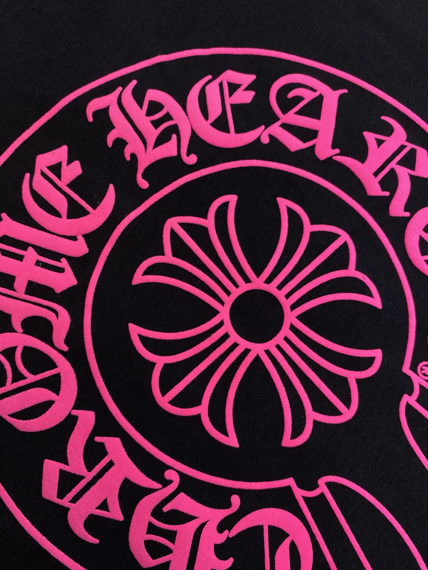 🌟🌟 Chrome Hearts ，26SS 马蹄粉印TEE面料采用26织200克全棉材质 印花采用油墨