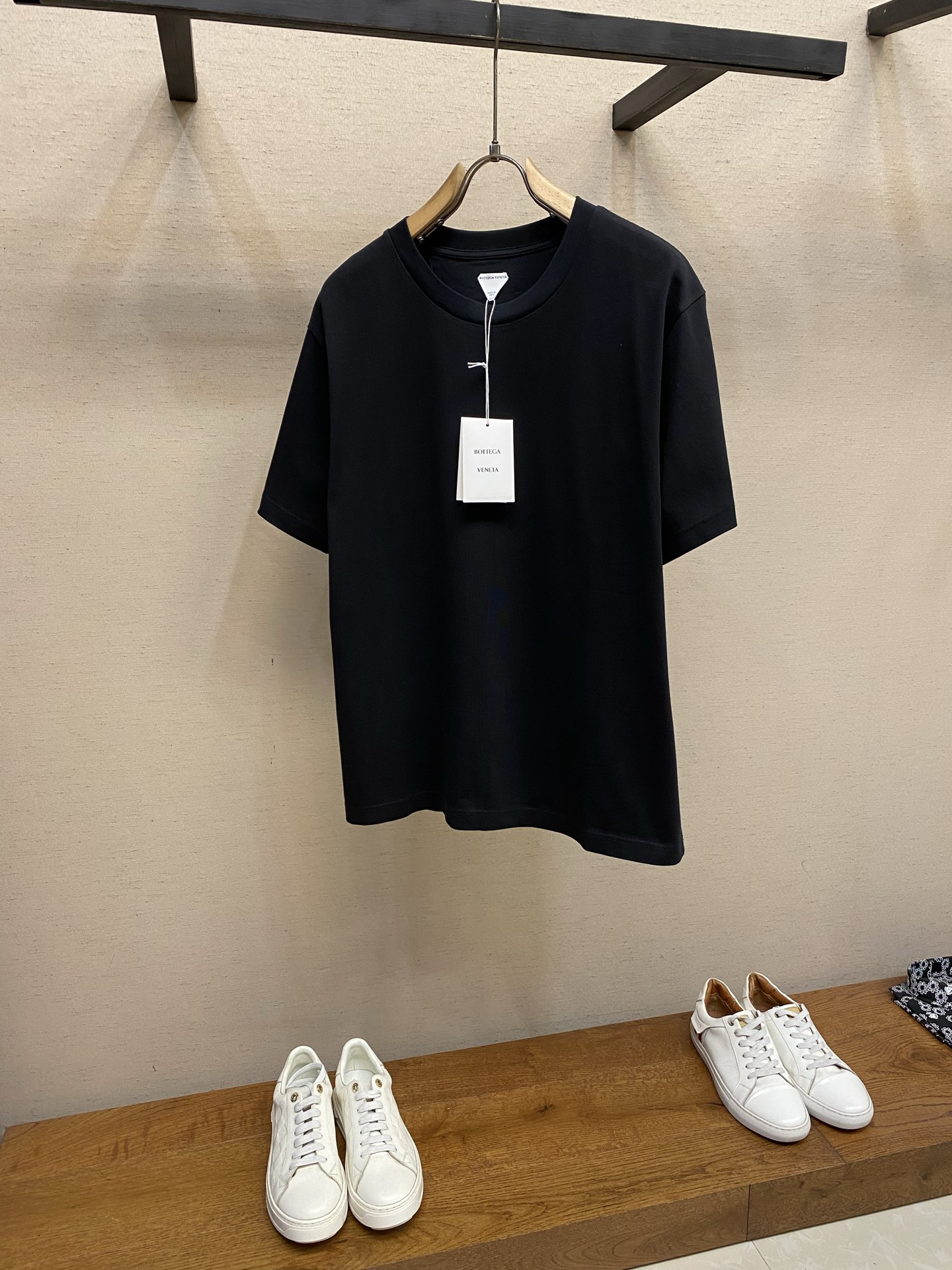 🌟🌟 BV，2026SS 圆领套头棉质os宽松版型T恤背部饰有“Bottega Veneta Artig