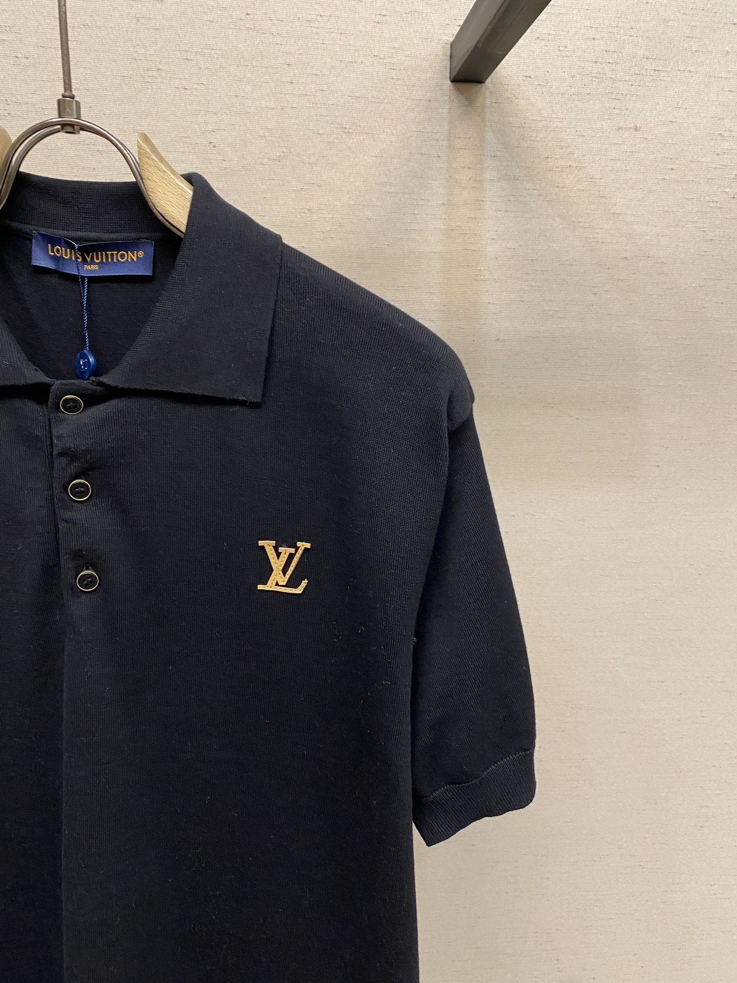 🌟🌟 1V路易 26ss早春字母皮牌标识针织Polo短袖T恤尺码：S-XL