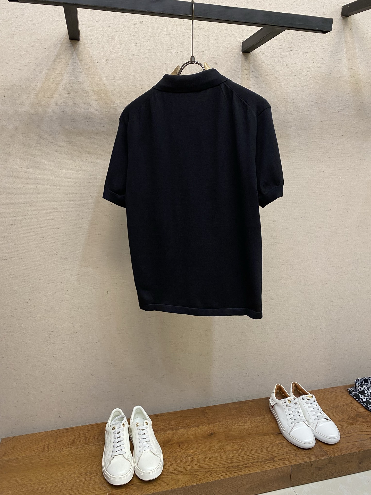 🌟🌟 1V路易 26ss早春字母皮牌标识针织Polo短袖T恤尺码：S-XL