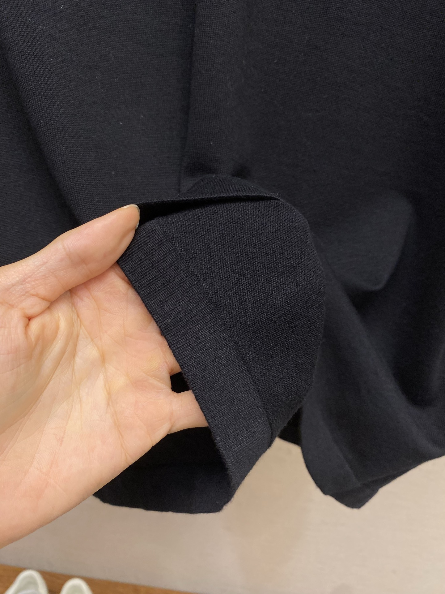 🌟🌟 1V路易 26ss早春字母皮牌标识针织Polo短袖T恤尺码：S-XL