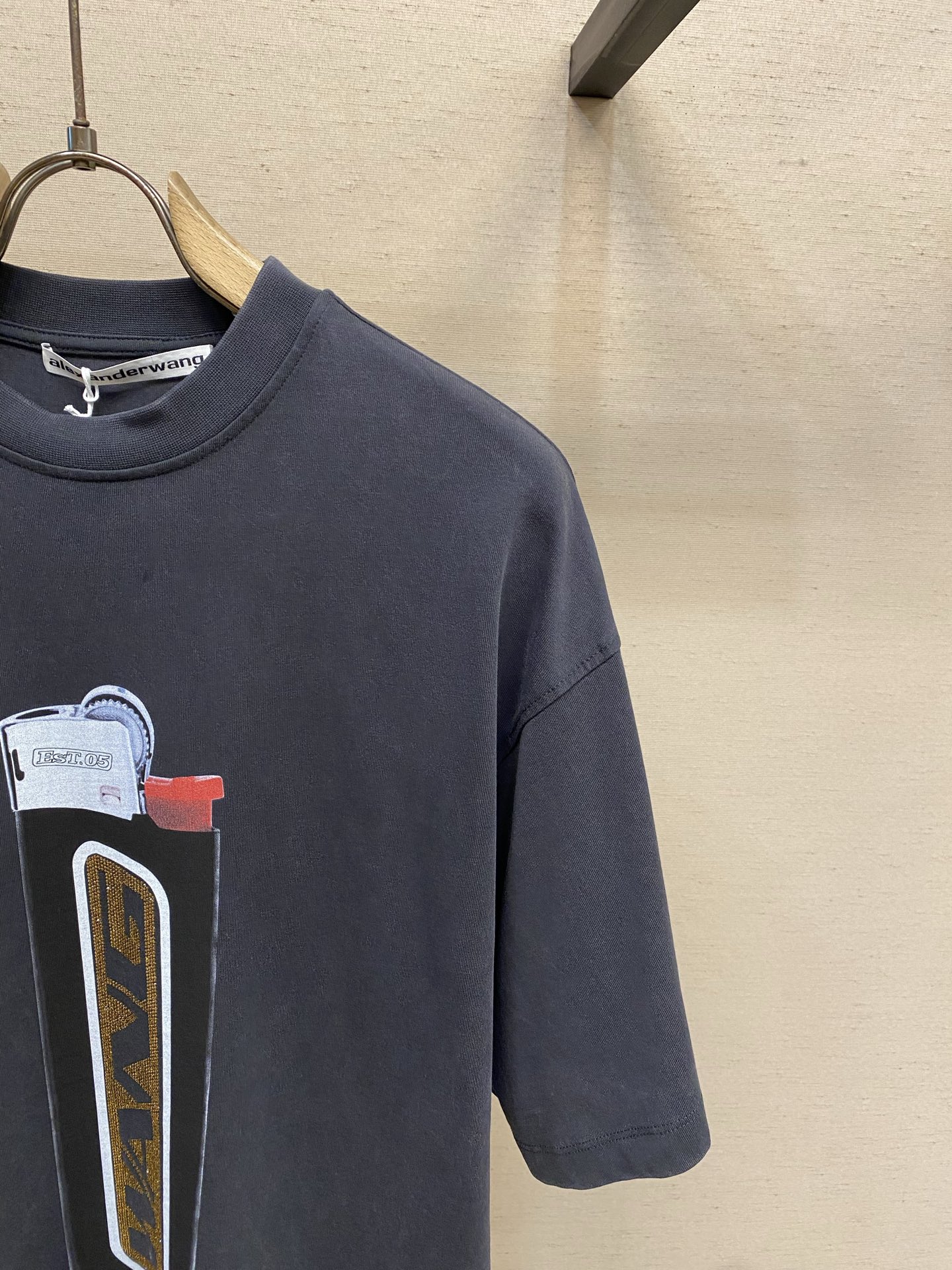 🌟🌟Wang，亚力山大王WANG 夏装新款烫钻印花洗水黑灰色圆领短袖 尺码：S-XL