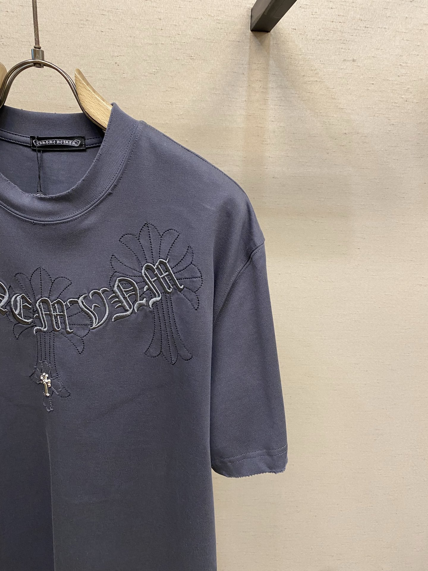 🌟🌟，Chrome Hearts克罗心新款 重磅高克重纯棉面料 重工十字架logo刺绣 宽松圆领短袖 男