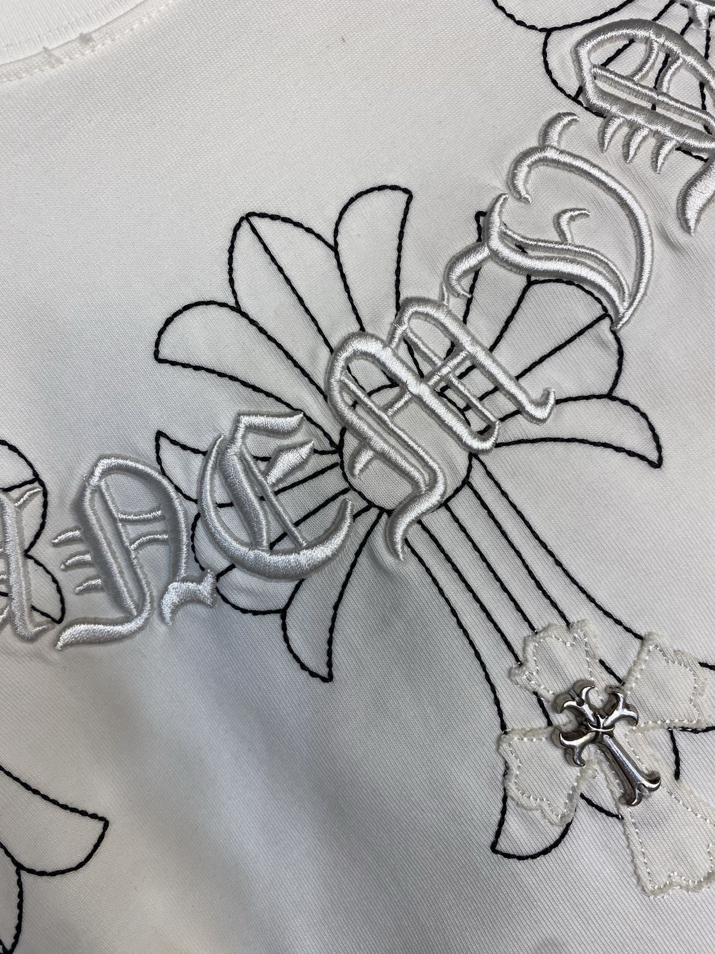 🌟🌟，Chrome Hearts克罗心新款 重磅高克重纯棉面料 重工十字架logo刺绣 宽松圆领短袖 男