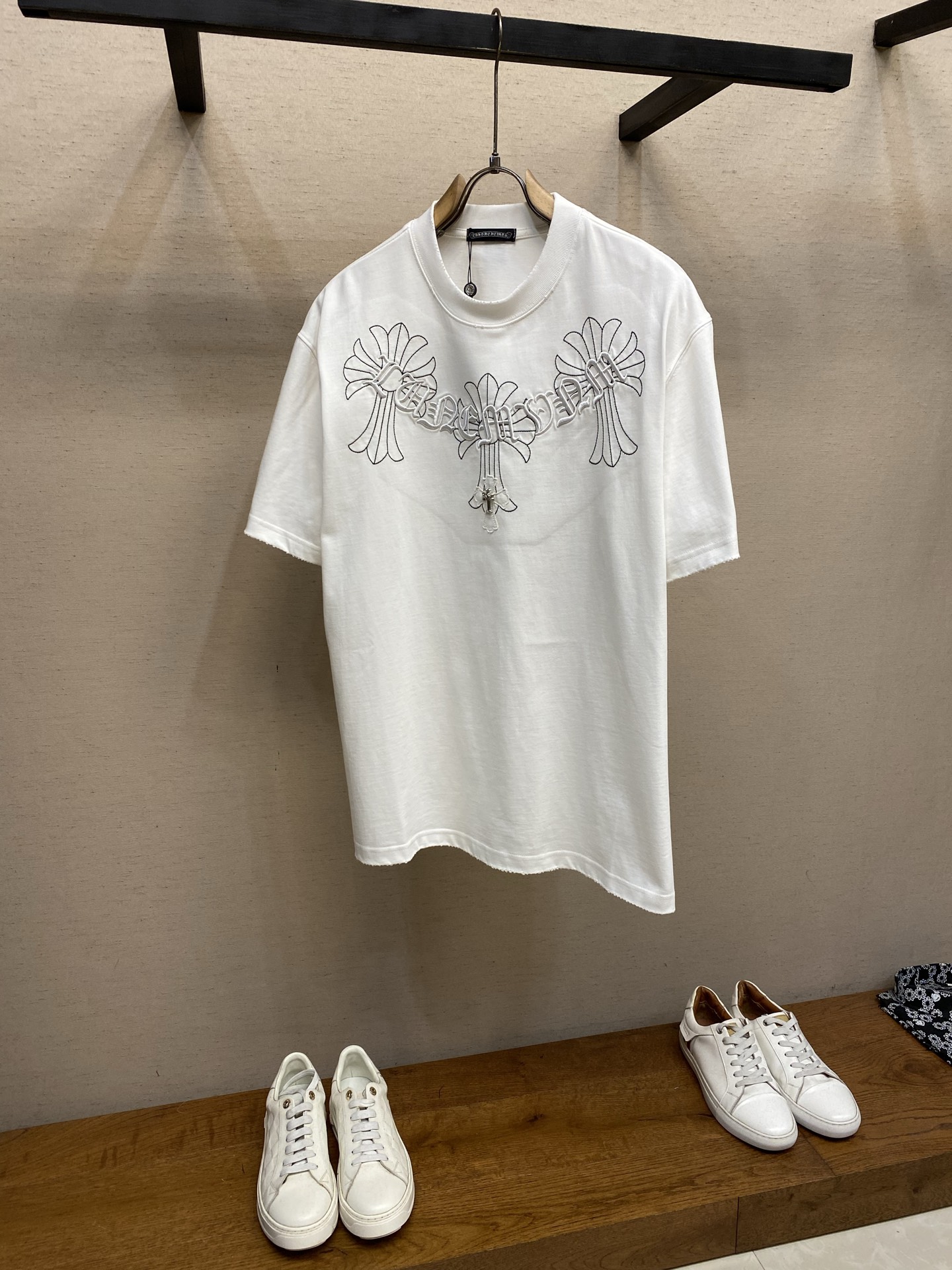 🌟🌟，Chrome Hearts克罗心新款 重磅高克重纯棉面料 重工十字架logo刺绣 宽松圆领短袖 男