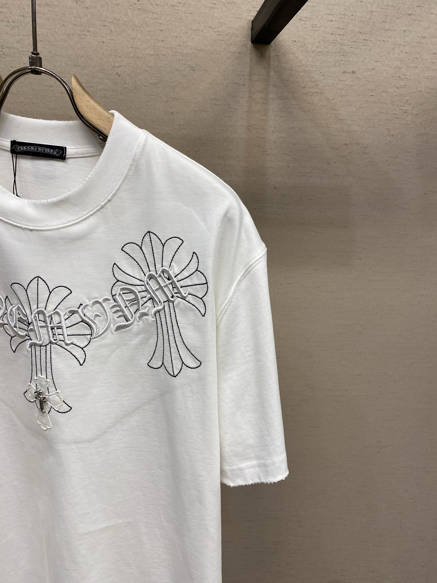 🌟🌟，Chrome Hearts克罗心新款 重磅高克重纯棉面料 重工十字架logo刺绣 宽松圆领短袖 男