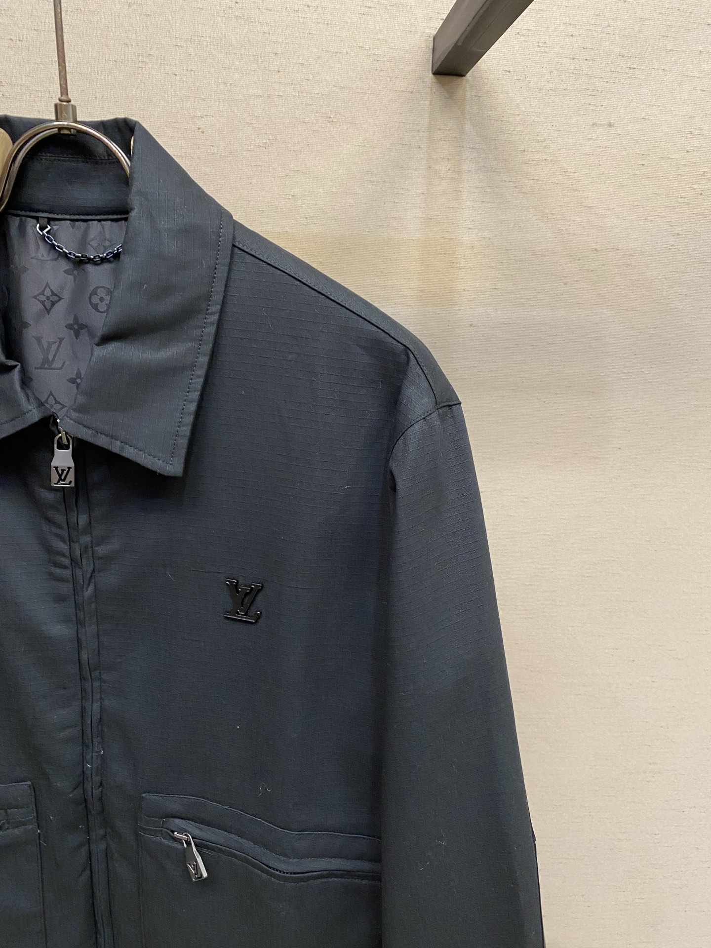 🌟🌟1V，驴家 高版本！26ss新款春季系列 棉质衬衫领拉链贴袋徽标长袖工装夹克外套尺码：S-XL