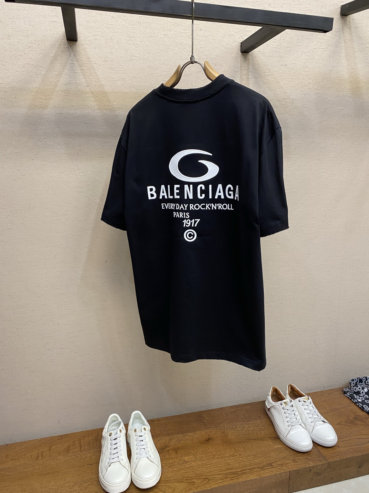 🌟🌟，Balenciaga 巴黎世家新款高克重纯棉圆领短袖 重工刺绣 宽松版型 男女同款尺码：XS-LS