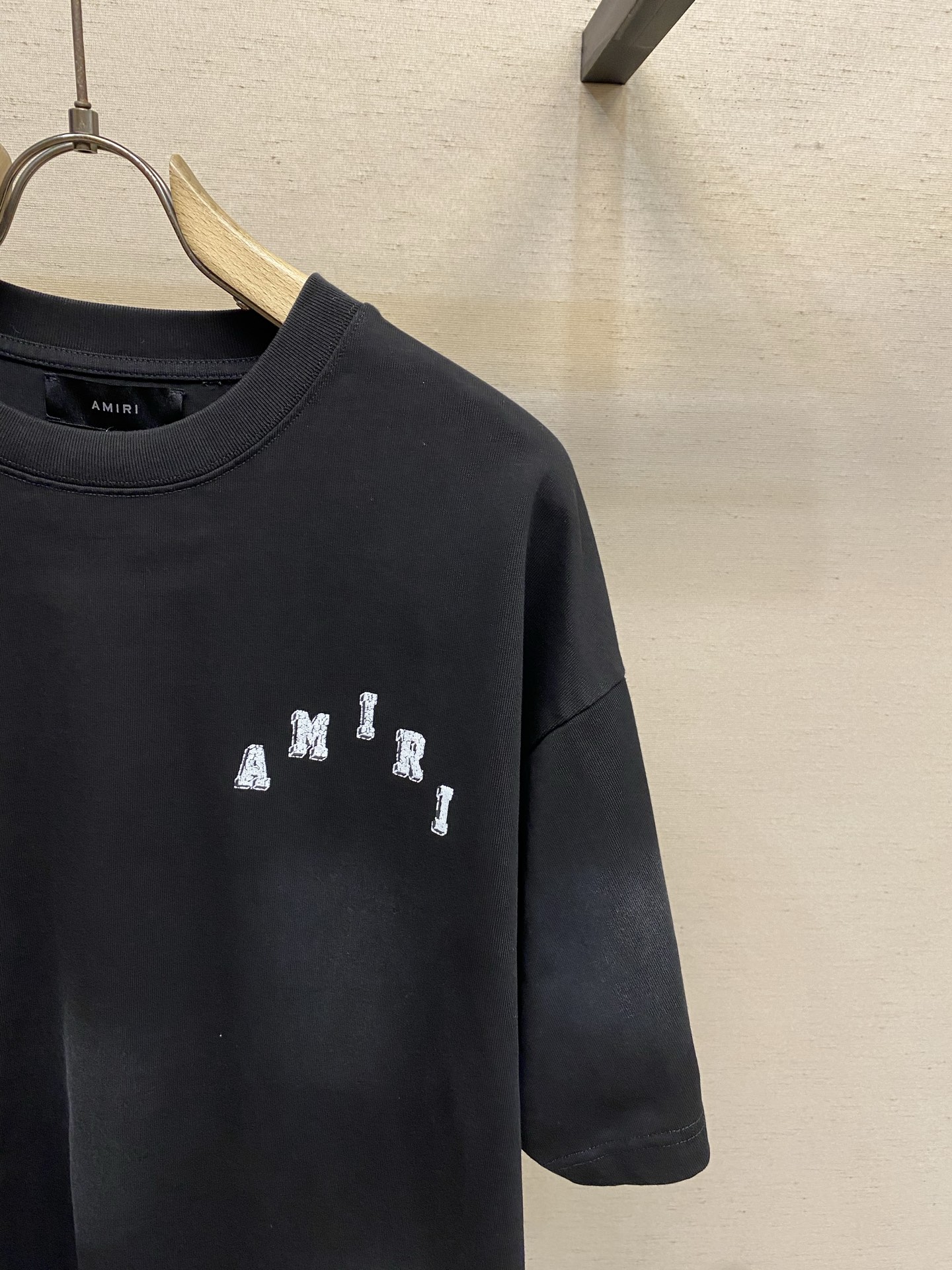 🌟🌟AMIRI，夏装新款 洗水做旧裂纹logo印花 纯棉短袖重磅T恤 尺码：S-XLS：衣长72 胸围1