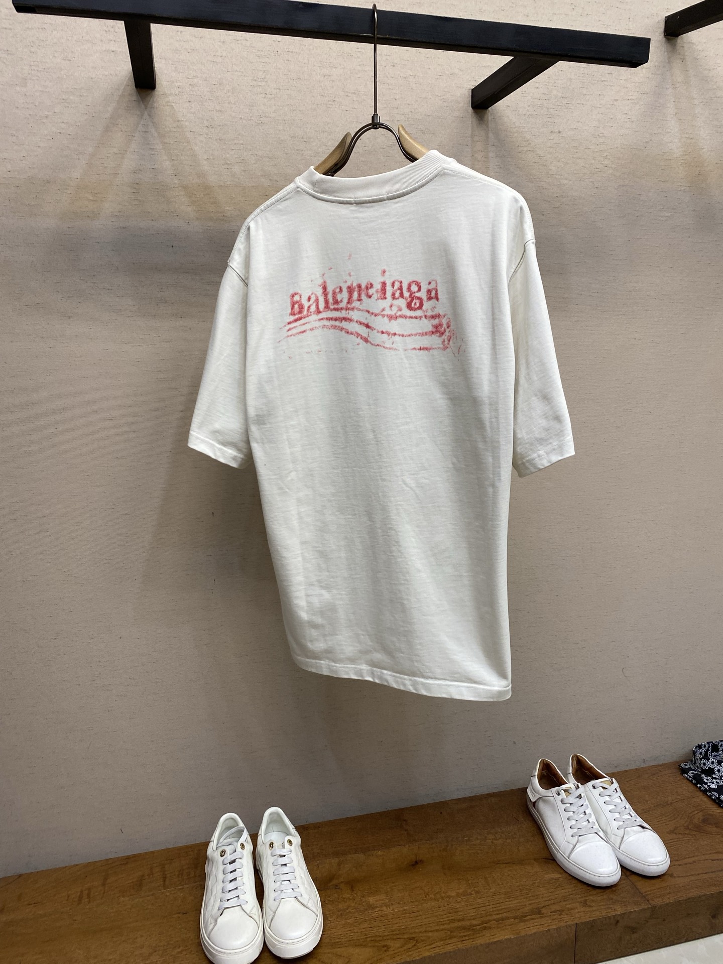 🌟🌟，Balenciaga 巴黎世家洗水做旧印花高克重(350克)厚实面料 宽松版型 男女同款尺码：XS