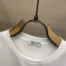 🌟🌟Dior,新款短袖yyds😍 日常出门闭眼搭 定制纯棉弹力棉面料短袖T恤 魅力在于创造了简约奢华感的时尚,随意搭配 🌟🌟Dior,新款短袖yyds😍 日常出门闭眼搭 定制纯棉弹力棉面料短袖T恤 魅力在于创造了简约奢华感的时尚,随意搭配