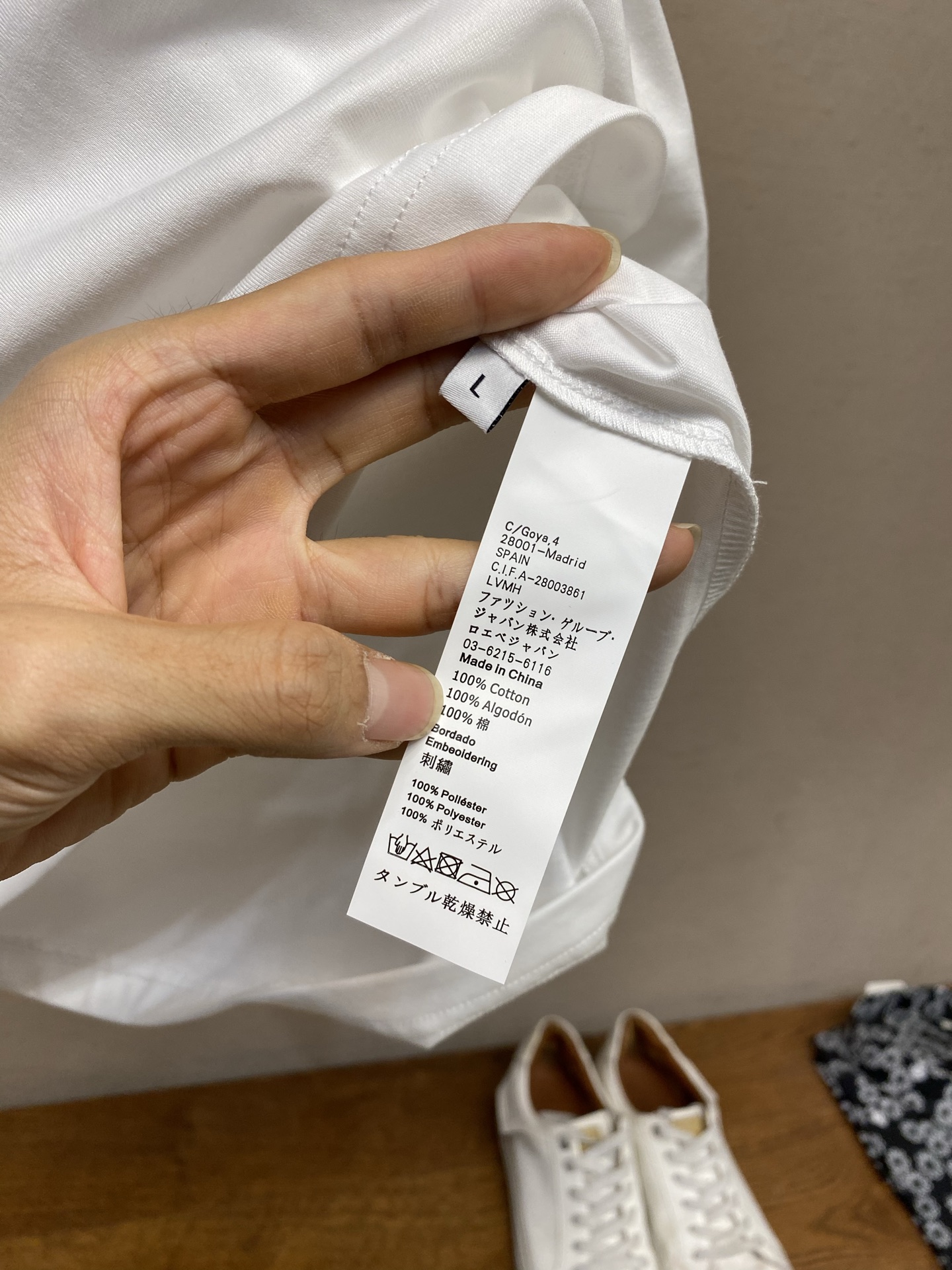 🌟🌟Loewe，新款短袖yyds😍 日常出门闭眼搭 定制纯棉弹力棉面料短袖T恤  魅力在于创造了简约奢华感的时尚,随意搭