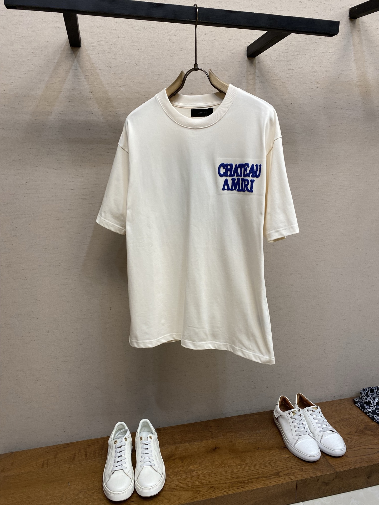 NO:849983,AMIRI, summer new style pure cotton short-sleeved heavyweight T-shirt, heavy embroidery, same style for men and women, sizes S-XL,,amiri,T-shirt,tees,t-shirt,19860909AMIRI,夏装新款纯棉短袖重磅T恤 重工刺绣 男女同款 尺码S-XL,,amiri,T-shirt,tees，t-shirt,,Men's clothing