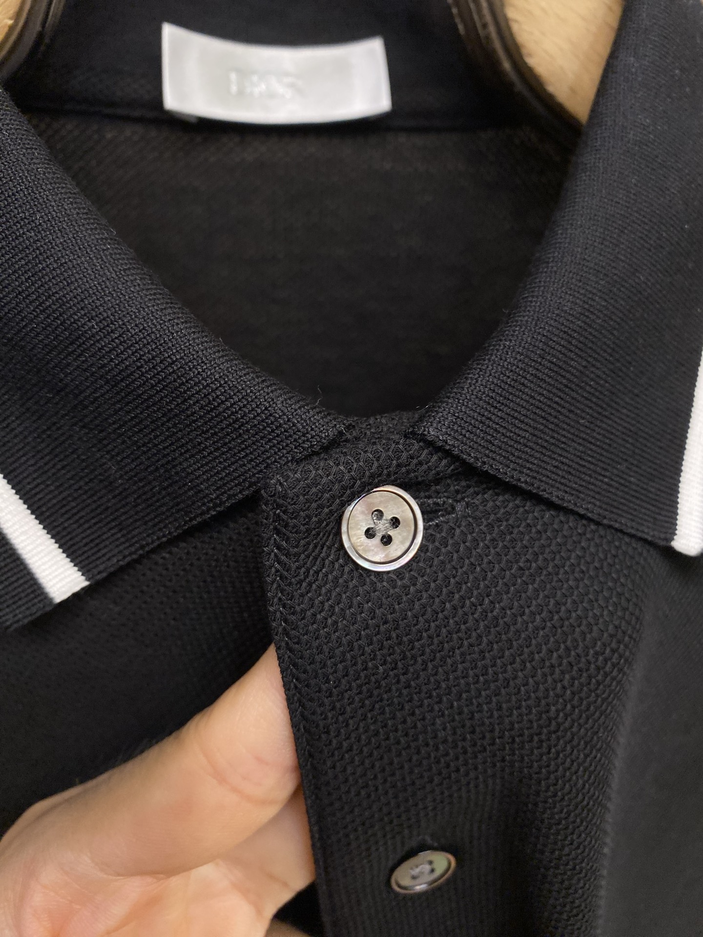 🌟🌟Dior，新款Polo衫 三标齐全 原版面料 原版订制辅料 官方同款  采用210克纯棉珠地面料，定制 同缸染面料 