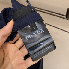 (短裤)🌟🌟Prada,亚麻套装:100%亚麻⚠️亚麻燃烧测试:亚麻属植物纤维,燃烧快,燃烧后灰烬成灰白 (短裤)🌟🌟Prada,亚麻套装:100%亚麻⚠️亚麻燃烧测试:亚麻属植物纤维,燃烧快,燃烧后灰烬成灰白