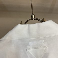 (上衣)🌟🌟Prada,亚麻套装:100%亚麻⚠️亚麻燃烧测试:亚麻属植物纤维,燃烧快,燃烧后灰烬成灰白 (上衣)🌟🌟Prada,亚麻套装:100%亚麻⚠️亚麻燃烧测试:亚麻属植物纤维,燃烧快,燃烧后灰烬成灰白