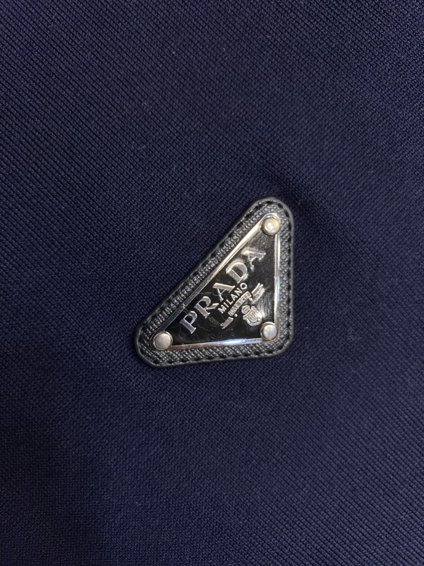 🌟🌟Prada，翻领Polo针织短袖T恤，采用高品质针织面料，柔软亲肤又透气，夏天穿超舒服 简约又有细节