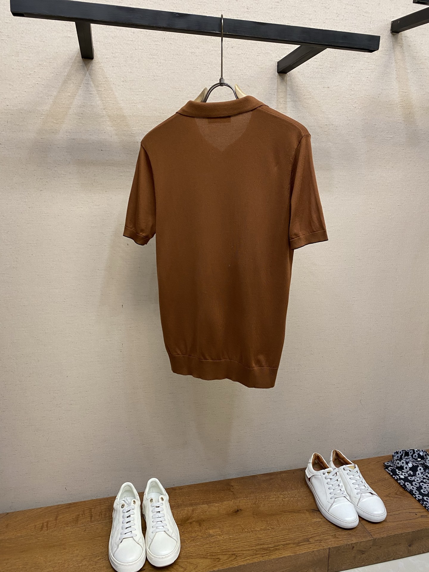 🌟🌟Loro Piana，海鸥领Polo针织短袖T恤，采用高品质针织面料，柔软亲肤又透气，夏天穿超舒服 
