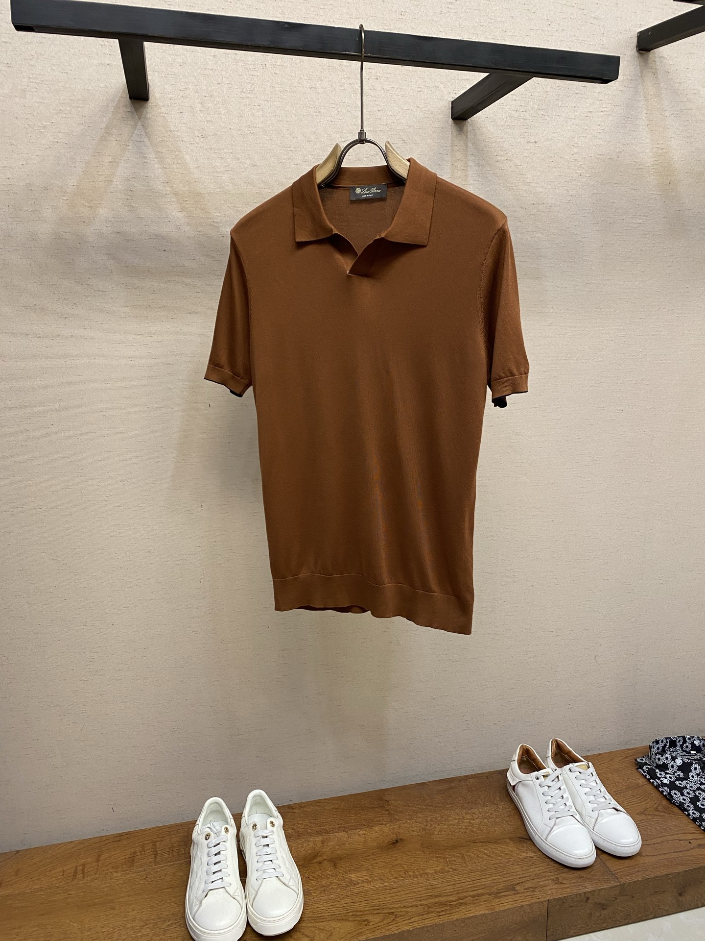 🌟🌟Loro Piana，海鸥领Polo针织短袖T恤，采用高品质针织面料，柔软亲肤又透气，夏天穿超舒服 