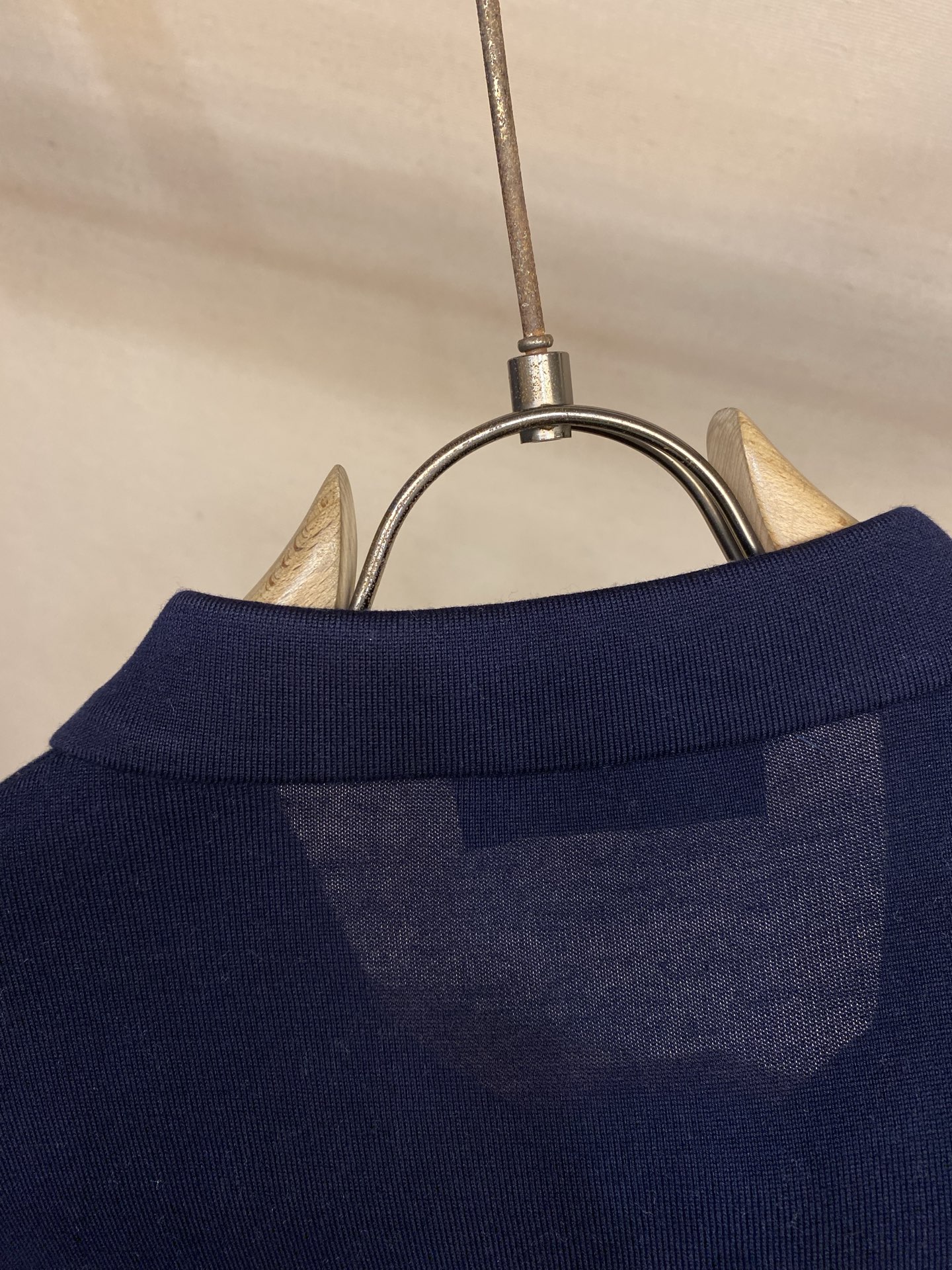 🌟🌟Loro Piana，海鸥领Polo针织短袖T恤，采用高品质针织面料，柔软亲肤又透气，夏天穿超舒服 