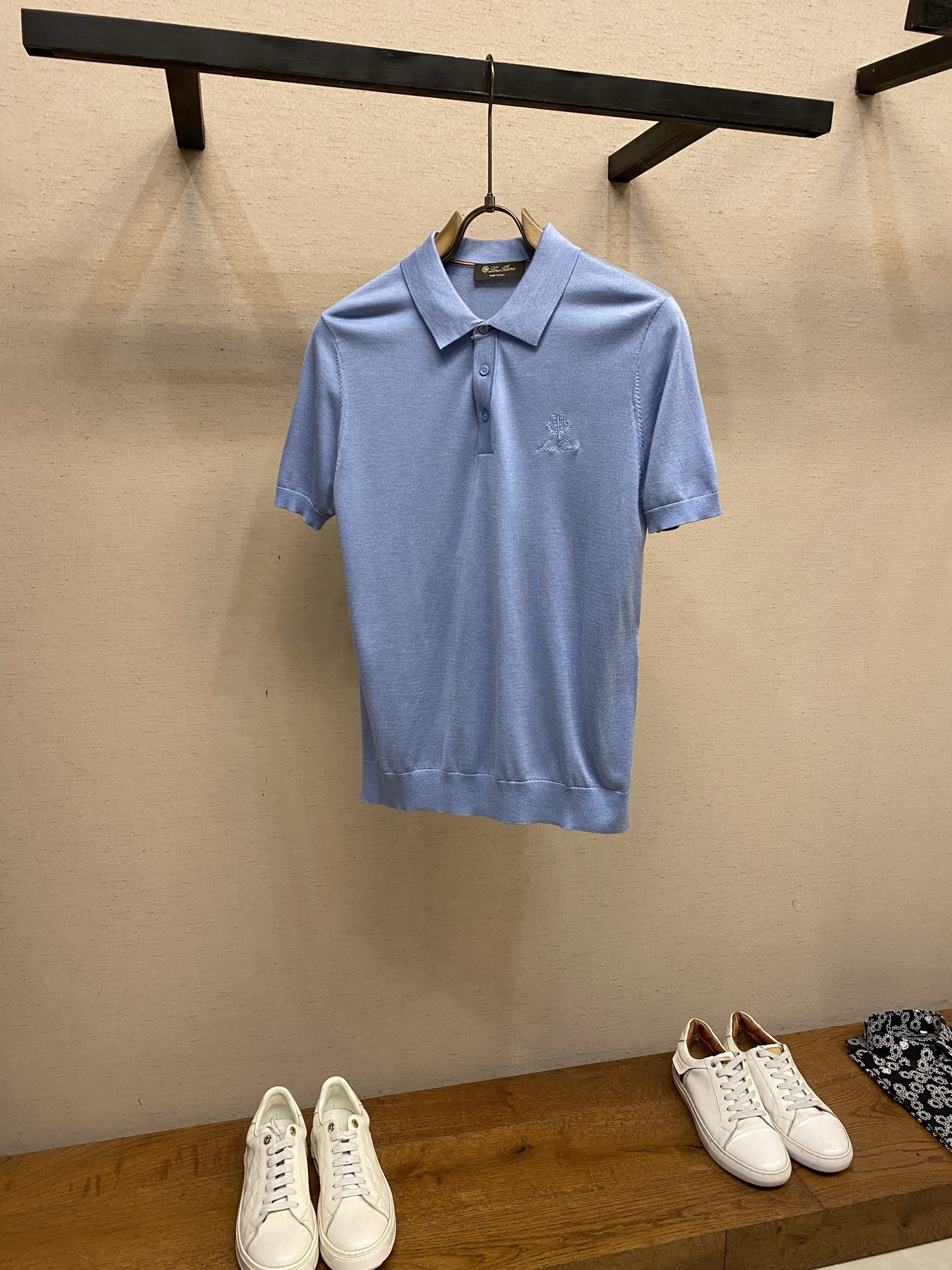 🌟🌟Loro Piana，翻领Polo针织短袖T恤，采用高品质针织面料，柔软亲肤又透气，夏天穿超舒服 简