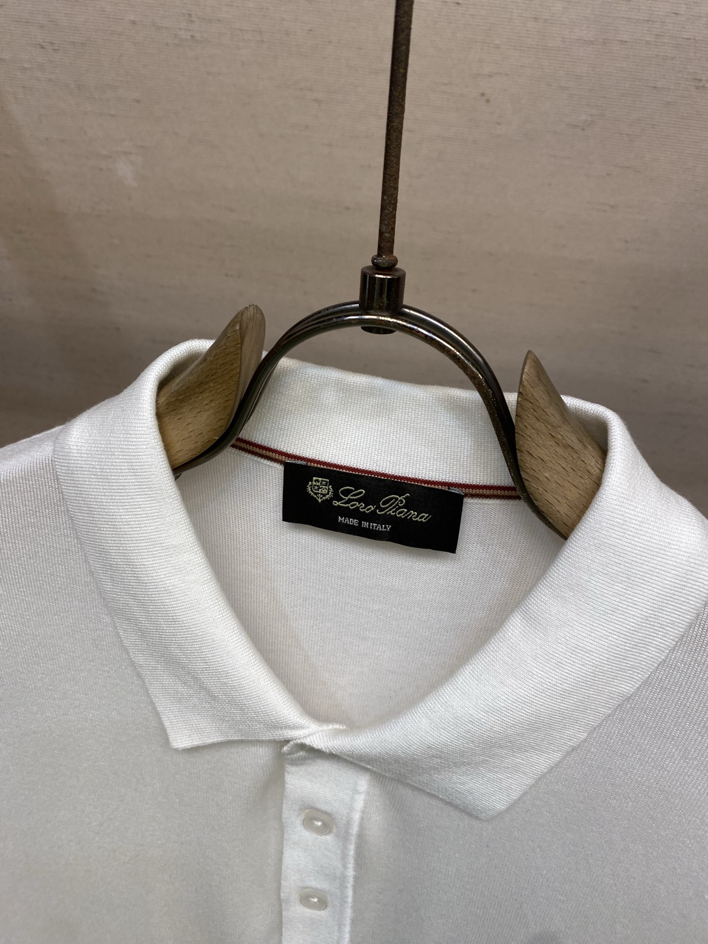🌟🌟Loro Piana，翻领Polo针织短袖T恤，采用高品质针织面料，柔软亲肤又透气，夏天穿超舒服 简