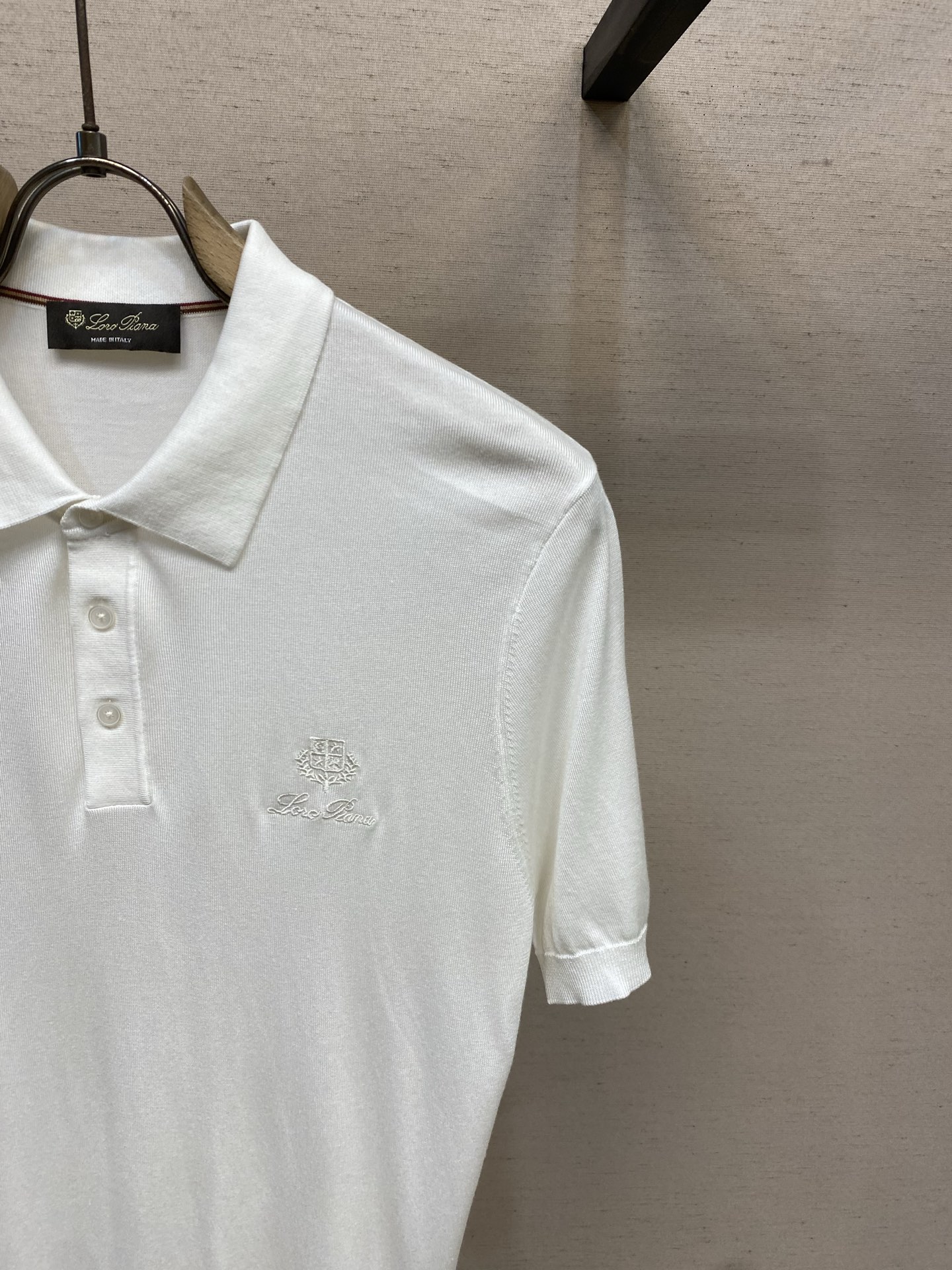 🌟🌟Loro Piana，翻领Polo针织短袖T恤，采用高品质针织面料，柔软亲肤又透气，夏天穿超舒服 简
