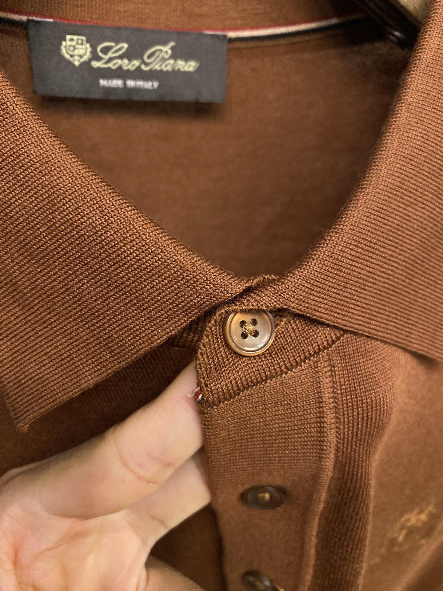 🌟🌟Loro Piana，翻领Polo针织短袖T恤，采用高品质针织面料，柔软亲肤又透气，夏天穿超舒服 简