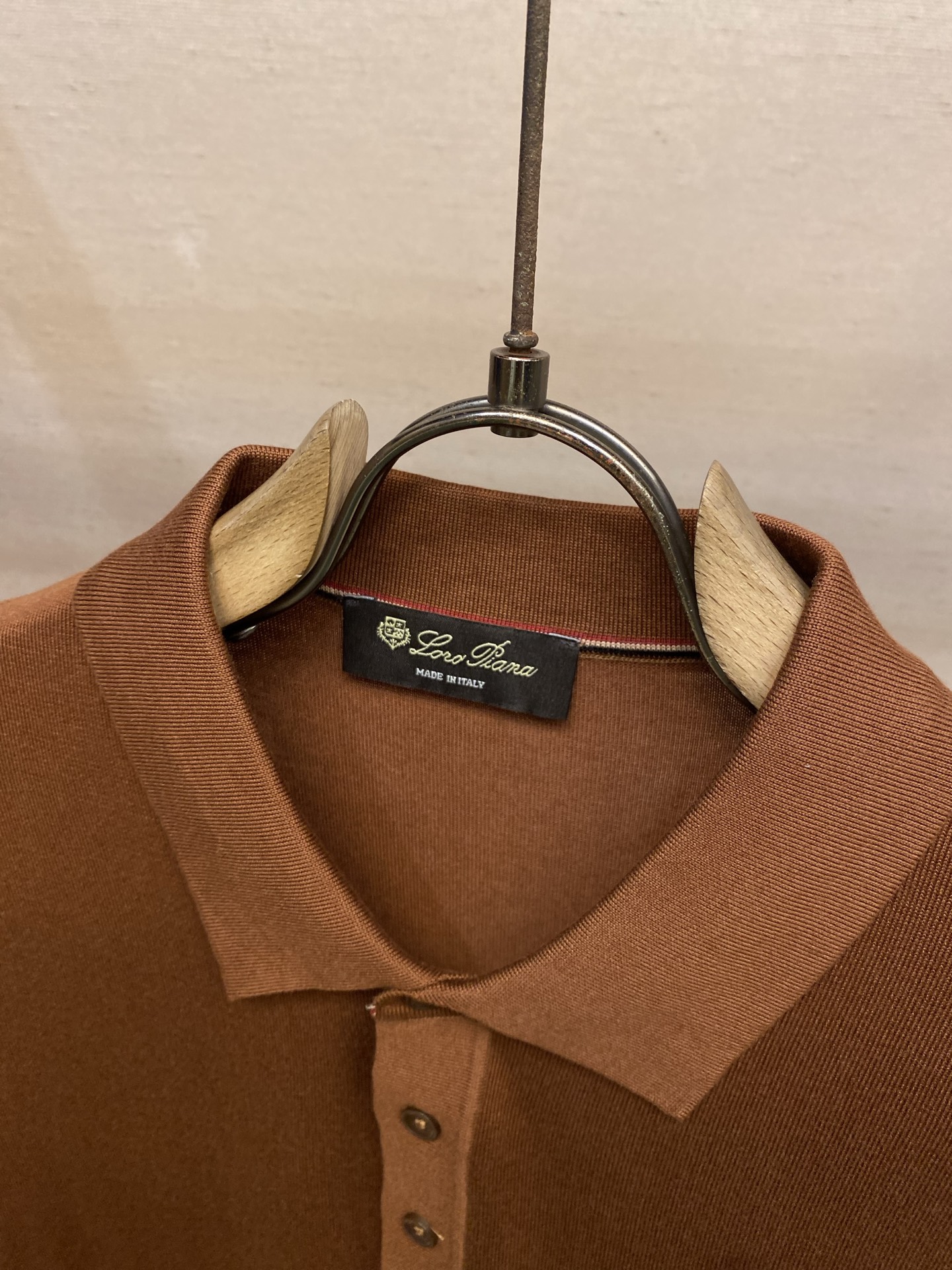 🌟🌟Loro Piana，翻领Polo针织短袖T恤，采用高品质针织面料，柔软亲肤又透气，夏天穿超舒服 简