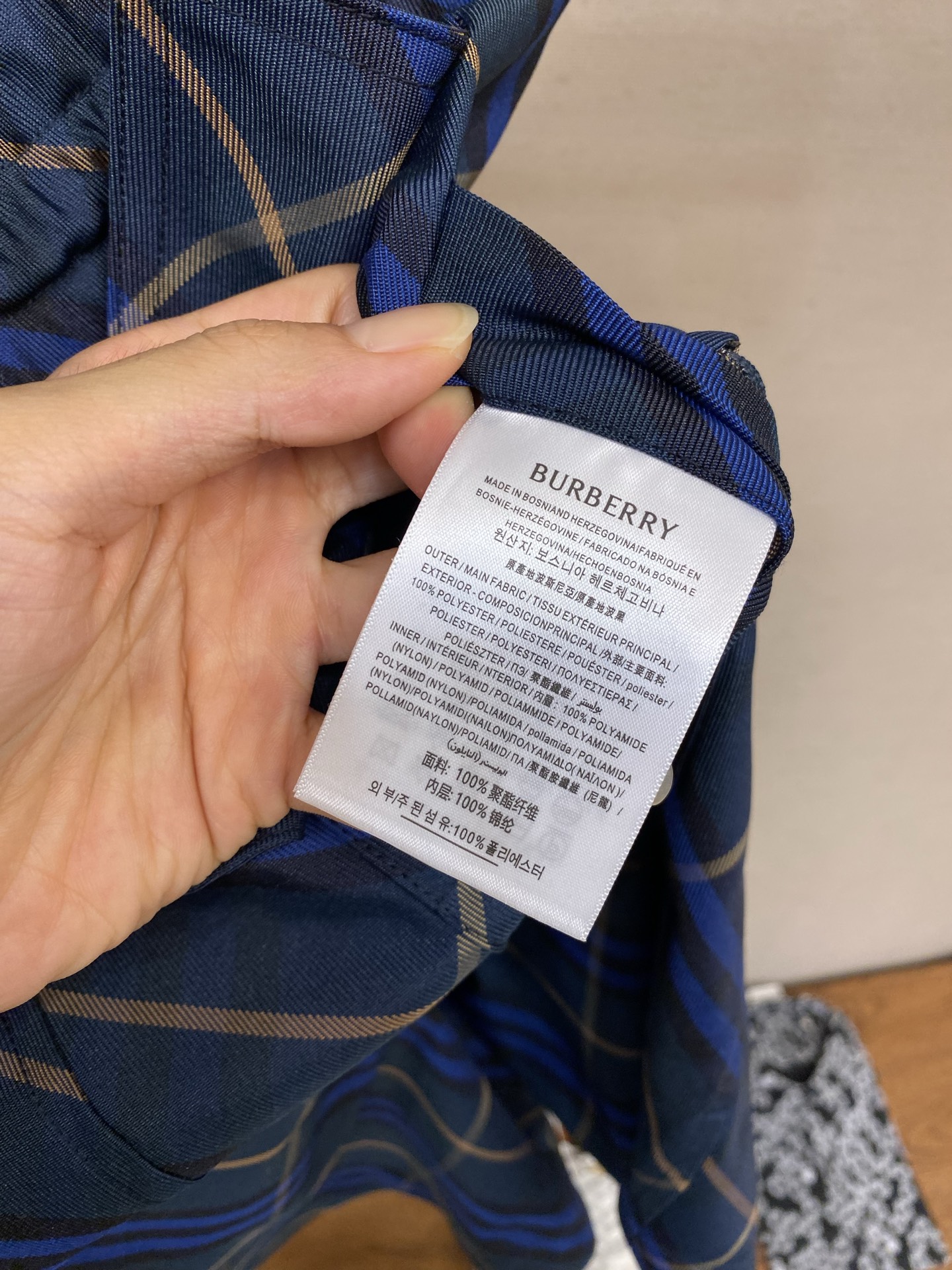 🌟🌟BBR，翻盖贴袋格纹短裤 面料成分：外层采用100%聚酯纤维材质，其本身拥有优异的抗皱性，不易出现褶