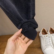 🌟🌟Gucci,2026ss好穿不挑身材在搭配上没有太多的限制 随意简洁的衬托其他单品,来展现自己的风格 🌟🌟Gucci,2026ss好穿不挑身材在搭配上没有太多的限制 随意简洁的衬托其他单品,来展现自己的风格