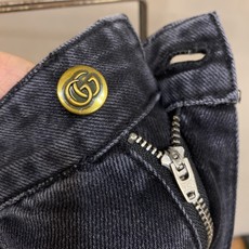 🌟🌟Gucci,2026ss好穿不挑身材在搭配上没有太多的限制 随意简洁的衬托其他单品,来展现自己的风格 🌟🌟Gucci,2026ss好穿不挑身材在搭配上没有太多的限制 随意简洁的衬托其他单品,来展现自己的风格