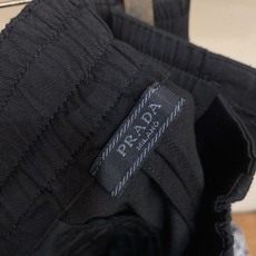 🌟🌟Prada,男士休闲短裤👍 最新款上身版型无敌正!绝对可以闭眼收的一款此款裤子非常百搭,弹力腰围,日 🌟🌟Prada,男士休闲短裤👍 最新款上身版型无敌正!绝对可以闭眼收的一款此款裤子非常百搭,弹力腰围,日