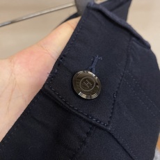 🌟🌟Hermes,2026ss好穿不挑身材在搭配上没有太多的限制 随意简洁的衬托其他单品,来展现自己的风 🌟🌟Hermes,2026ss好穿不挑身材在搭配上没有太多的限制 随意简洁的衬托其他单品,来展现自己的风