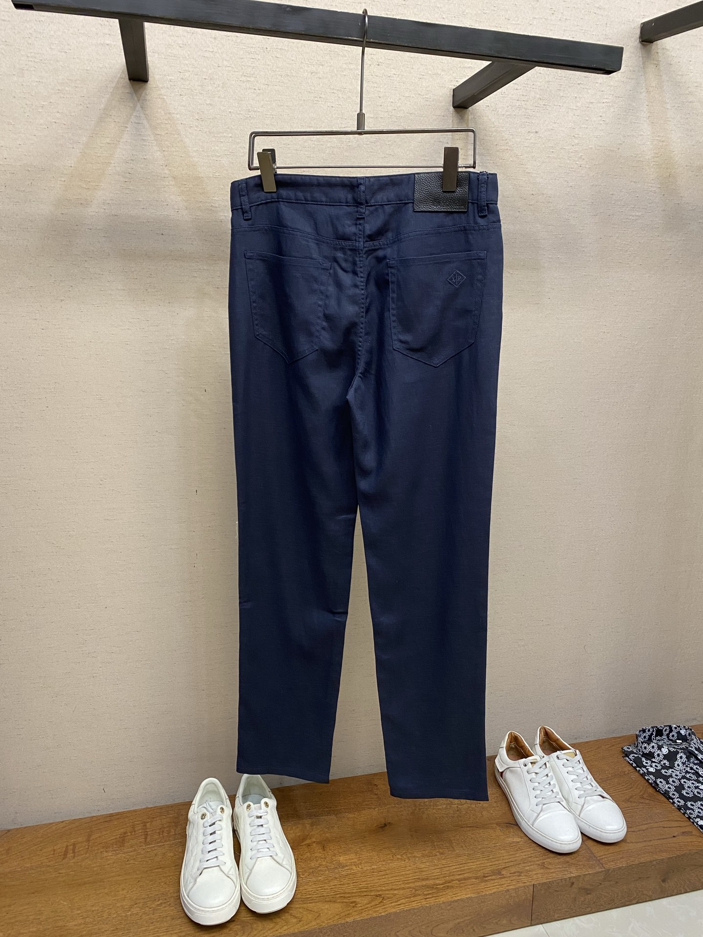 🌟🌟Loro Piana，男士休闲短裤👍 最新款上身版型无敌正！绝对可以闭眼收的一款此款裤子非常百搭，弹