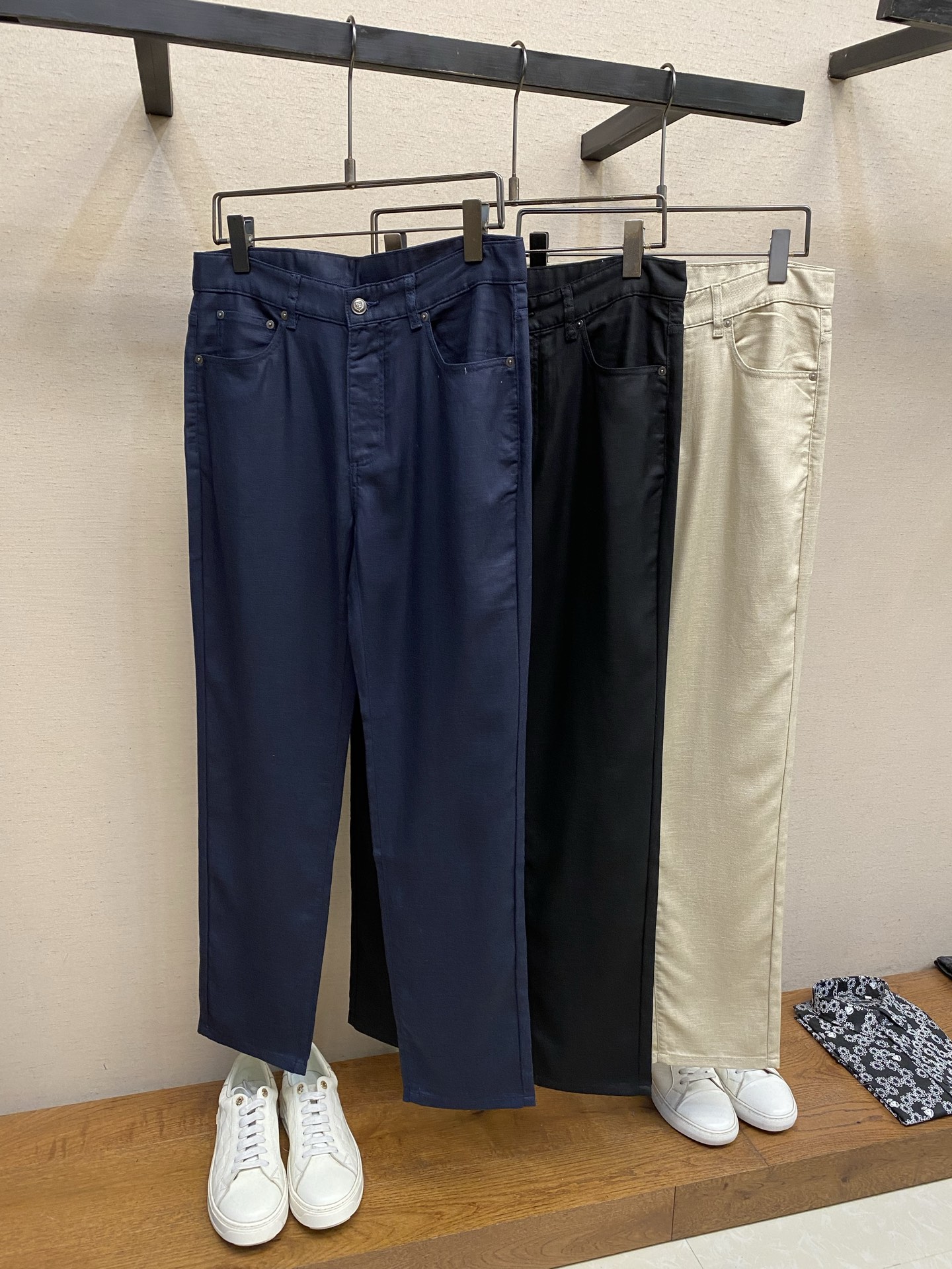 🌟🌟Loro Piana，男士休闲短裤👍 最新款上身版型无敌正！绝对可以闭眼收的一款此款裤子非常百搭，弹