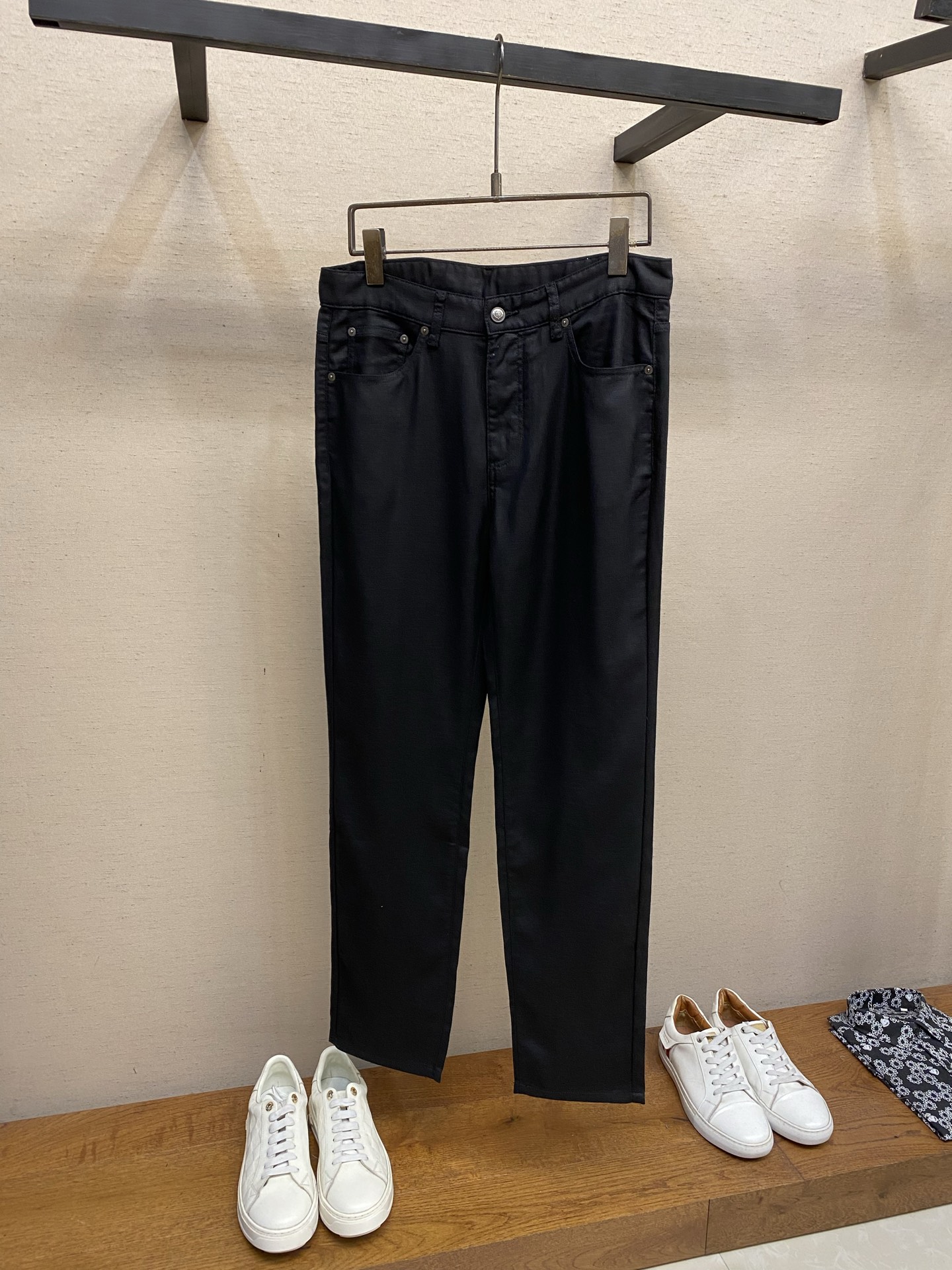 🌟🌟Loro Piana，男士休闲短裤👍 最新款上身版型无敌正！绝对可以闭眼收的一款此款裤子非常百搭，弹