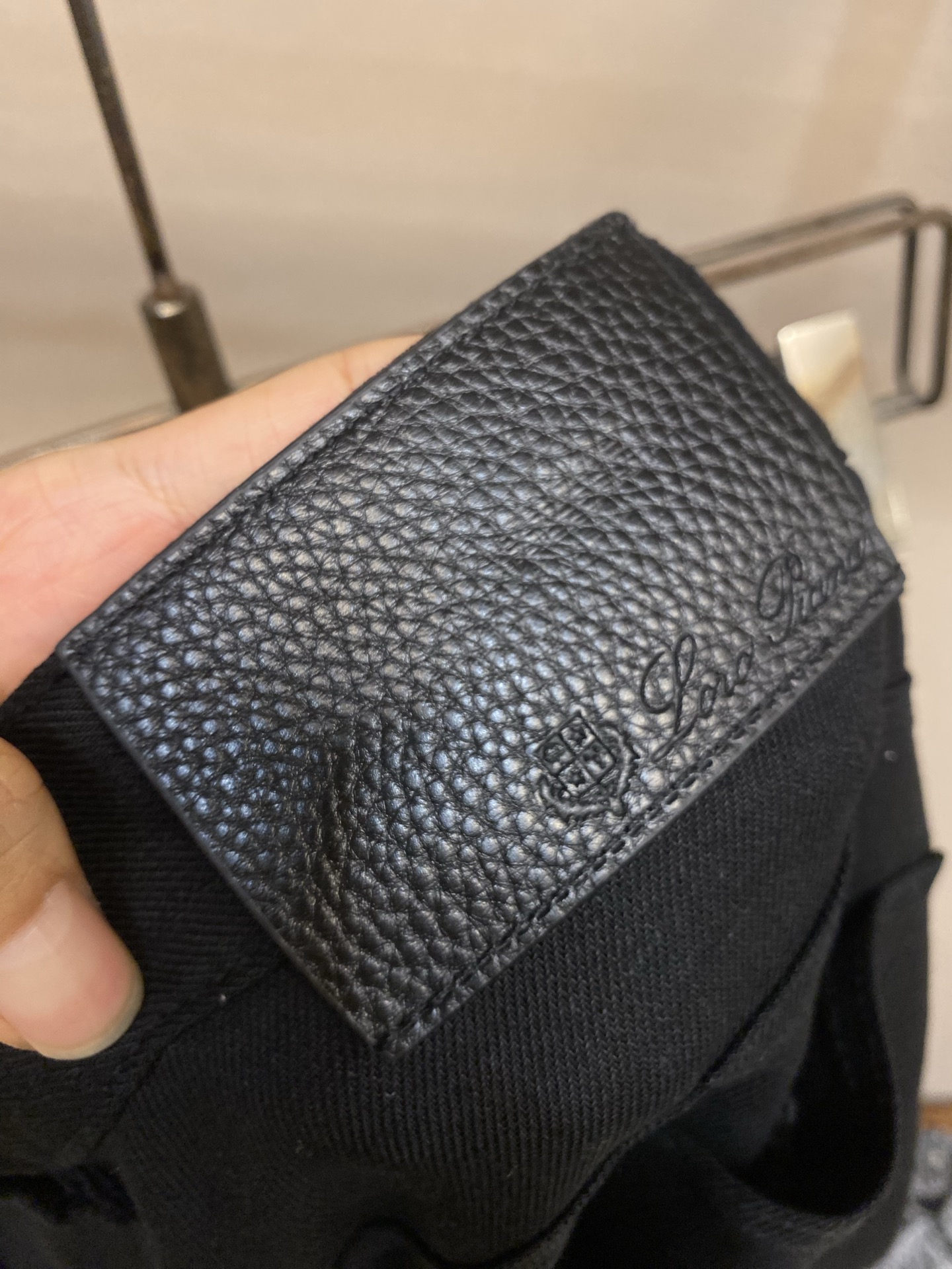 🌟🌟Loro Piana，男士休闲短裤👍 最新款上身版型无敌正！绝对可以闭眼收的一款此款裤子非常百搭，弹