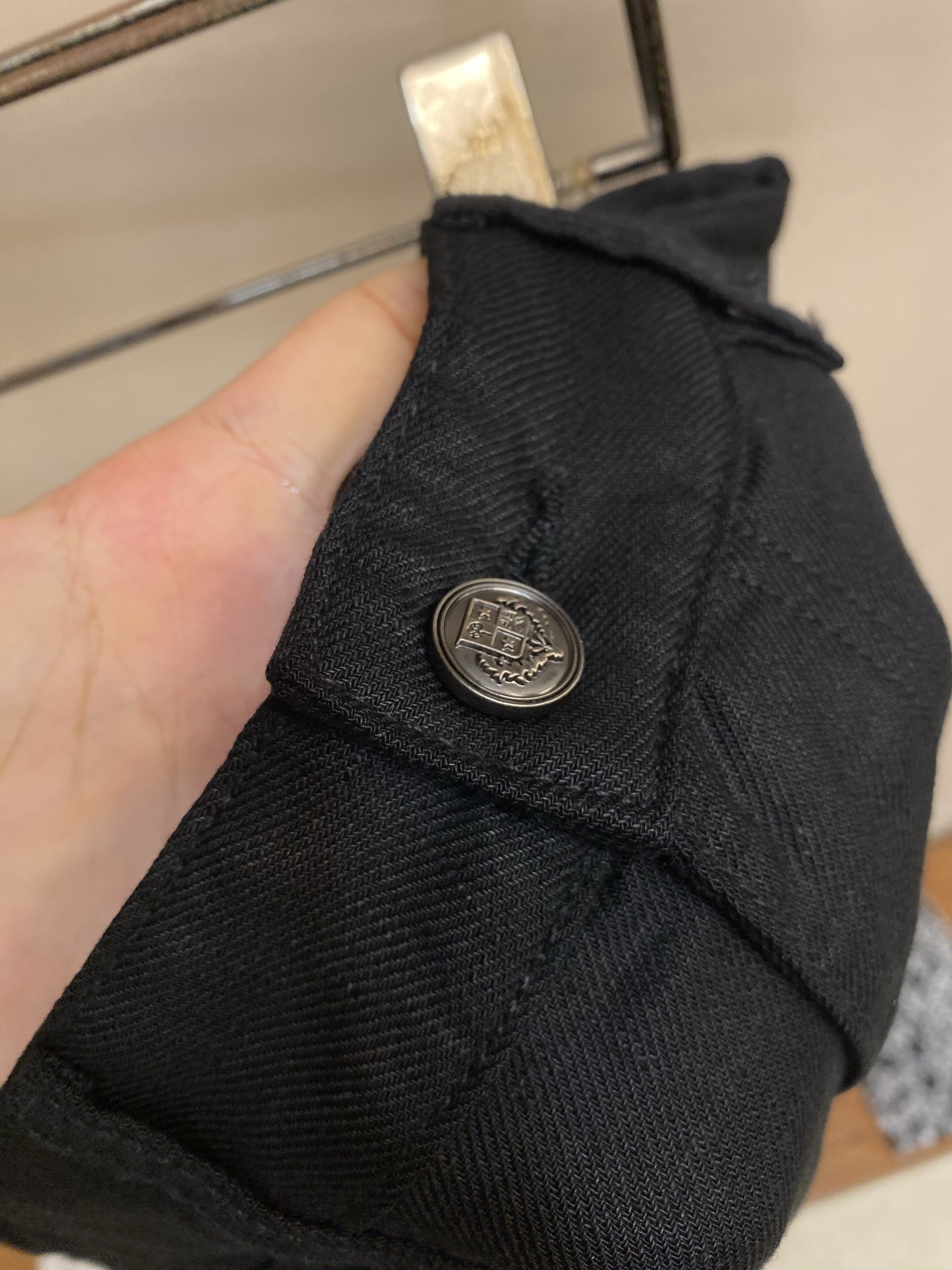 🌟🌟Loro Piana，男士休闲短裤👍 最新款上身版型无敌正！绝对可以闭眼收的一款此款裤子非常百搭，弹