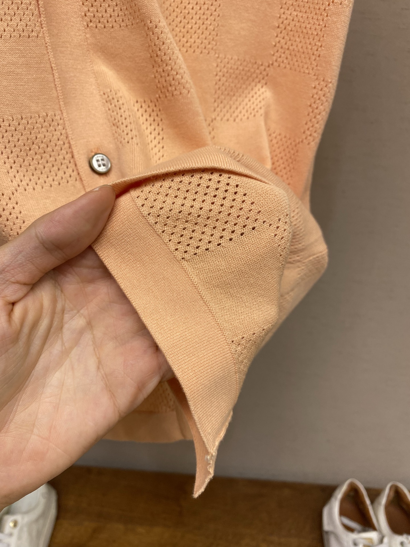 🌟🌟 1V，路易 26SS棋盘格提花刺绣logo后背皮牌针织开衫尺码：S-XL