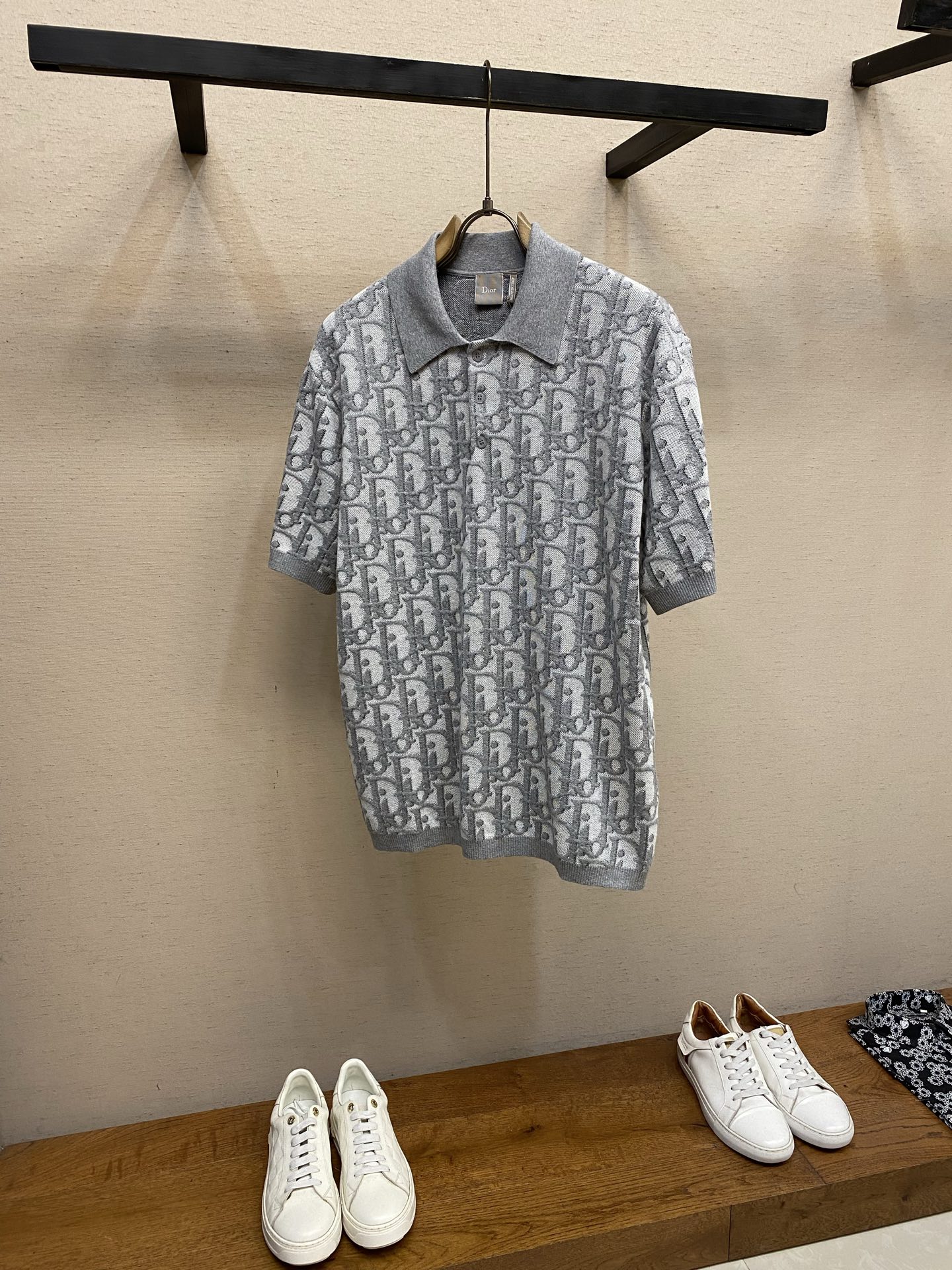 🌟🌟Dior，CD  Oblique 灰色提花针织Polo本款DIOR OBLIQUE针织短袖Polo衫