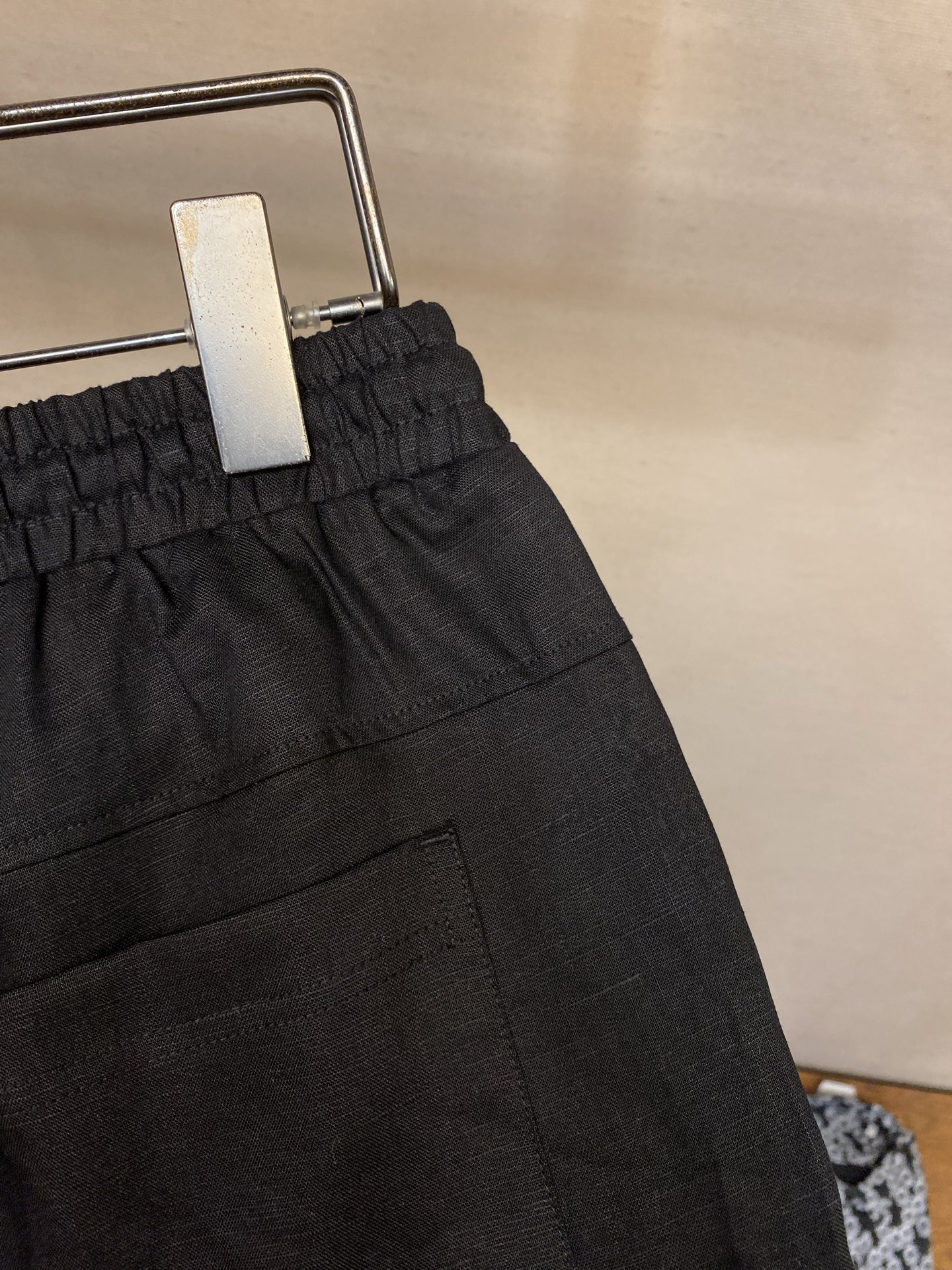 🌟🌟Loro Piana，亚麻休闲裤👍 最新款上身版型无敌正！绝对可以闭眼收的一款此款裤子非常百搭，弹力