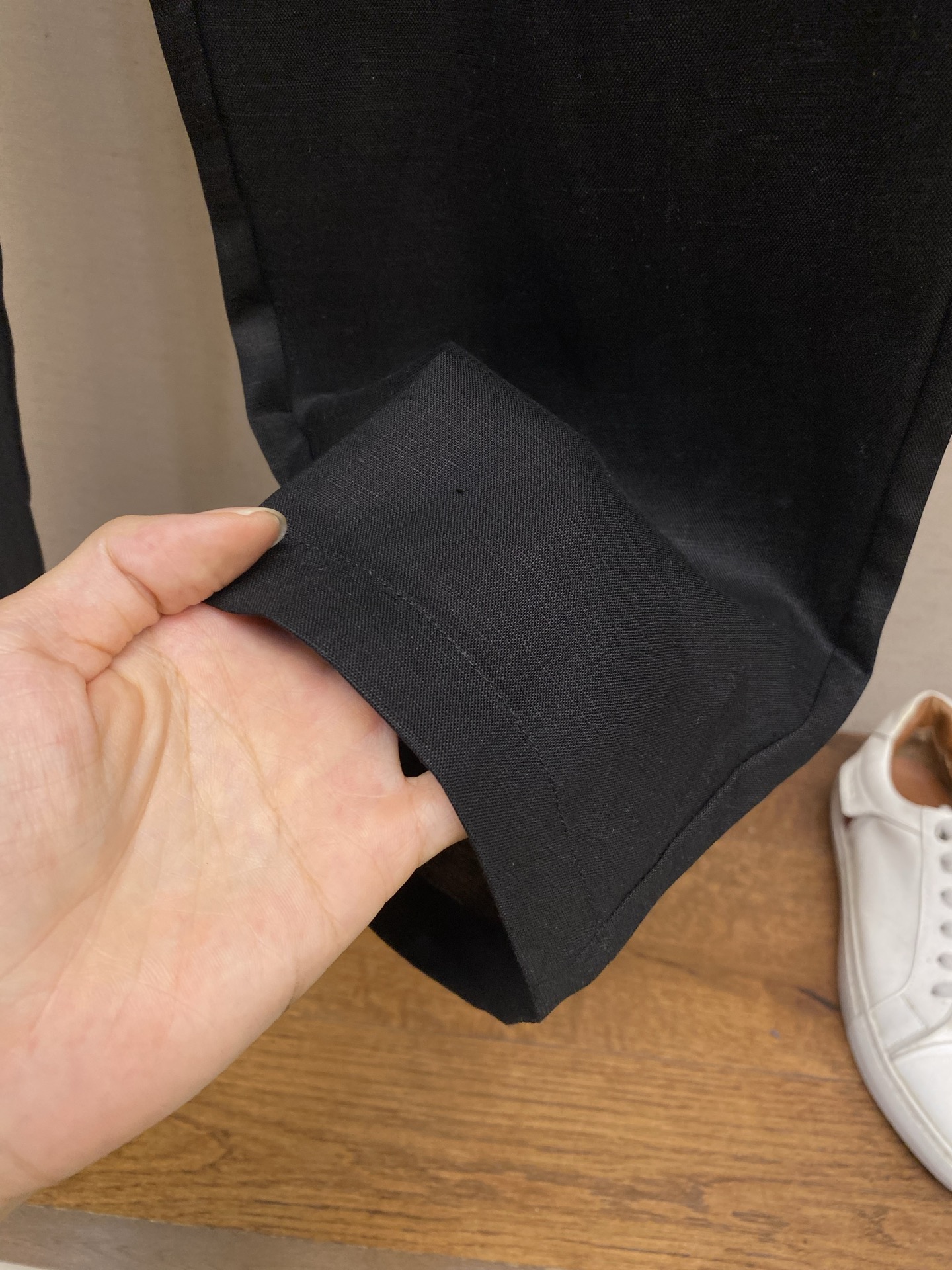 🌟🌟Loro Piana，亚麻休闲裤👍 最新款上身版型无敌正！绝对可以闭眼收的一款此款裤子非常百搭，弹力