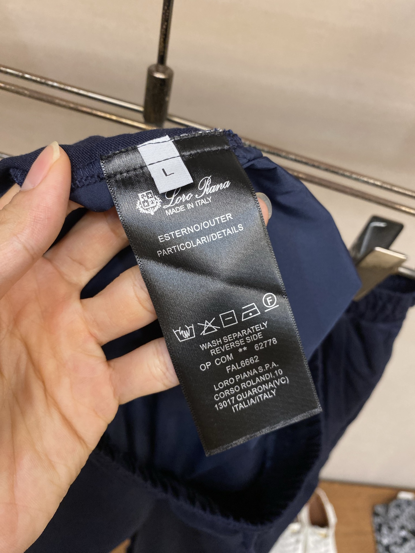 🌟🌟Loro Piana，亚麻休闲裤👍 最新款上身版型无敌正！绝对可以闭眼收的一款此款裤子非常百搭，弹力