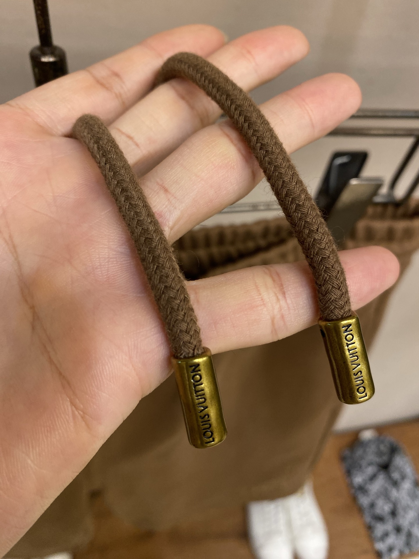 🌟🌟1V，男士休闲短裤👍 最新款上身版型无敌正！绝对可以闭眼收的一款此款裤子非常百搭，弹力腰围,日常上班