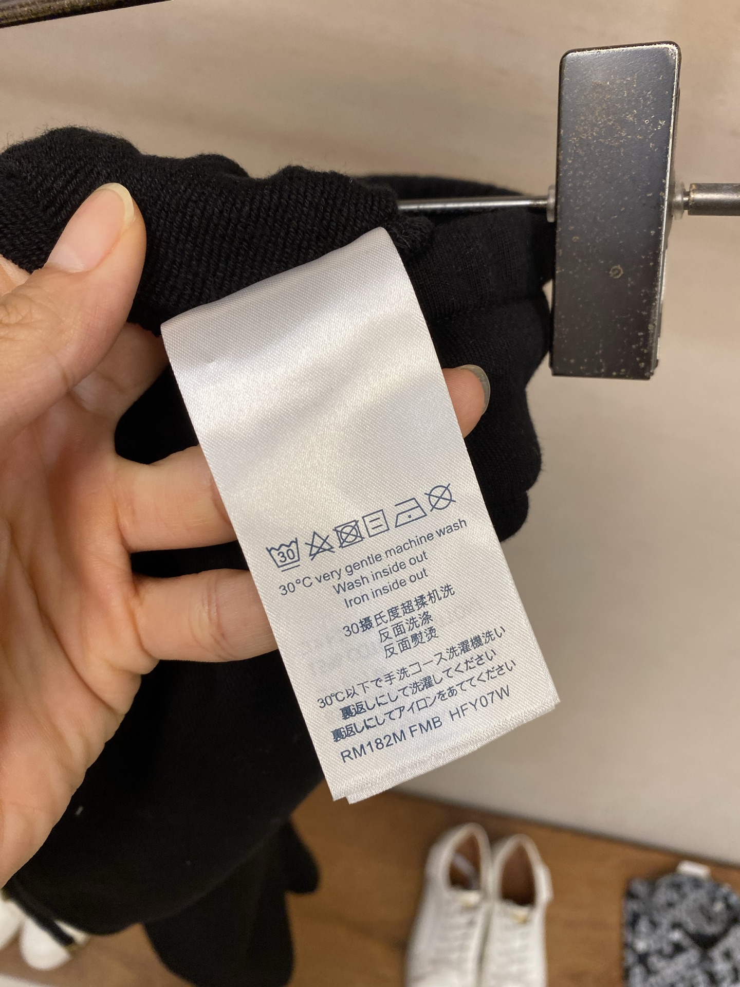 🌟🌟1V，男士休闲短裤👍 最新款上身版型无敌正！绝对可以闭眼收的一款此款裤子非常百搭，弹力腰围,日常上班