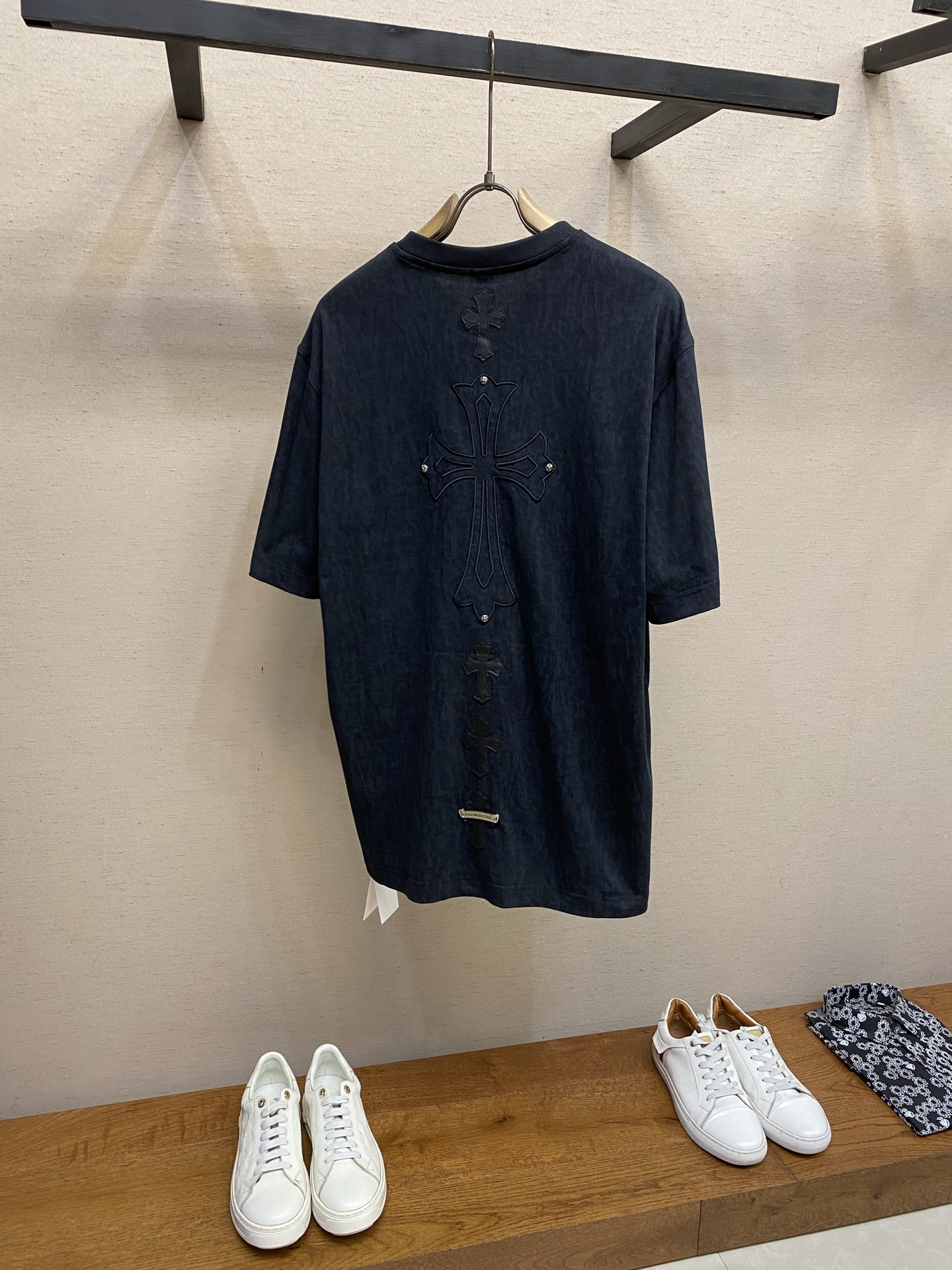 🌟🌟 CH，，夏装新款 水洗做旧黑灰色棉面料 皮牌十字架刺绣 宽松版型 男女同款 尺码：S-XL